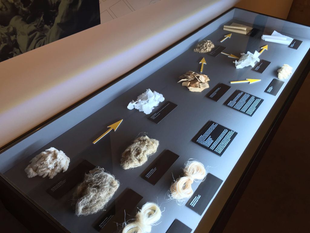 La catedral acoge una exposición sobre filigranas y marcas de agua en documentos de papel 2 filigranas-papel-2.jpeg