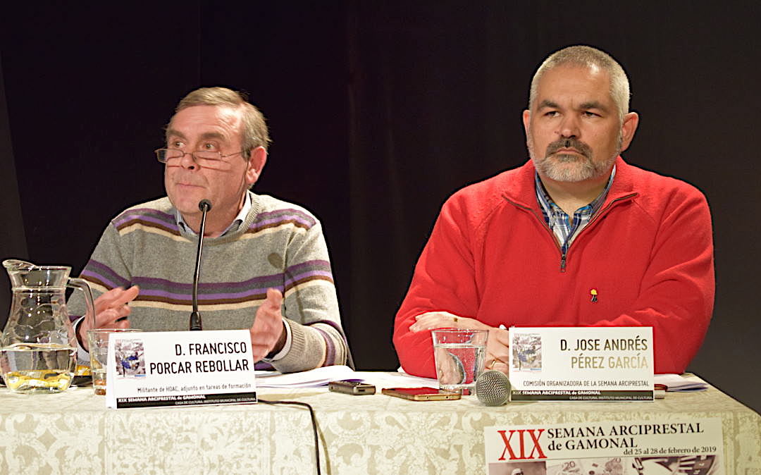 Francisco Porcar anima a los cristianos de Gamonal a un mayor compromiso con la política 2 francisco porcar 3