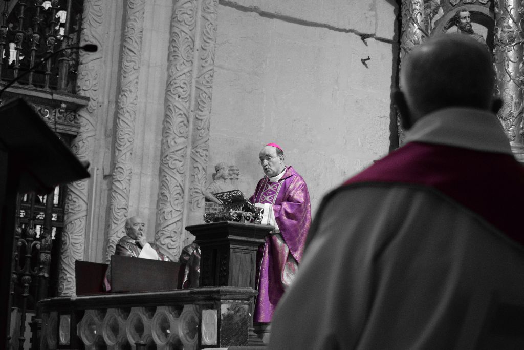 «Mi madre sigue viviendo la vida que Dios, su Creador, le ha regalado» 2 funeral-41.jpg