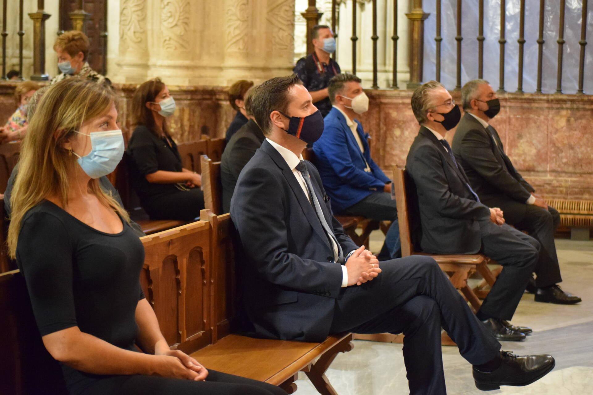 Orar por los difuntos de una «desgarradora enfermedad» 3 funeral diocesano pandemia_11