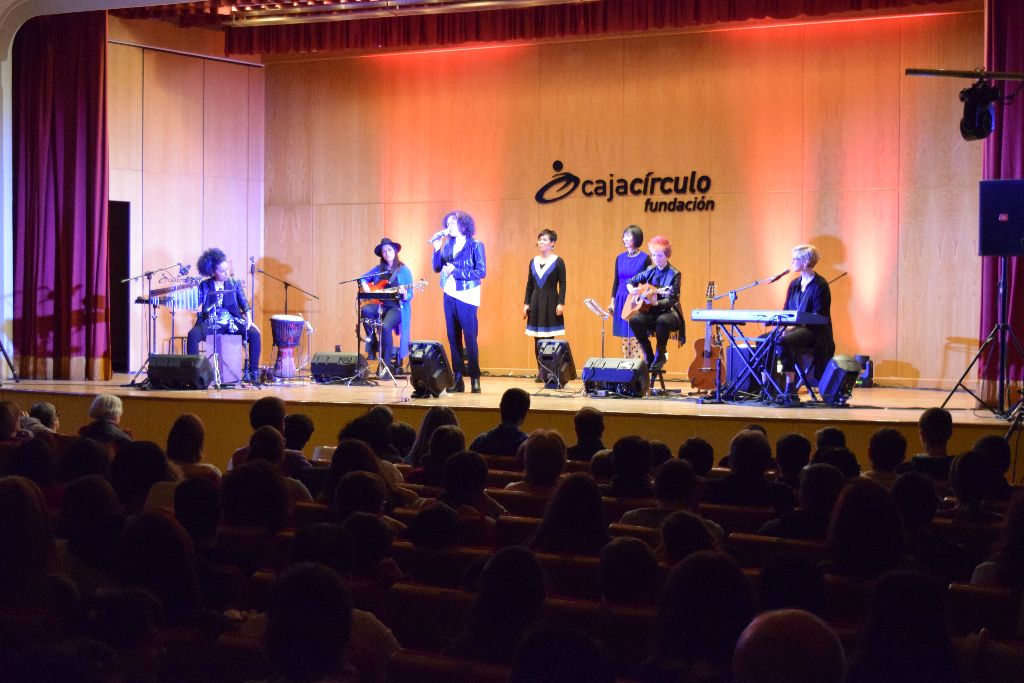 Música para «infundir el valor de la fraternidad universal» 11 gen-verde11.jpg