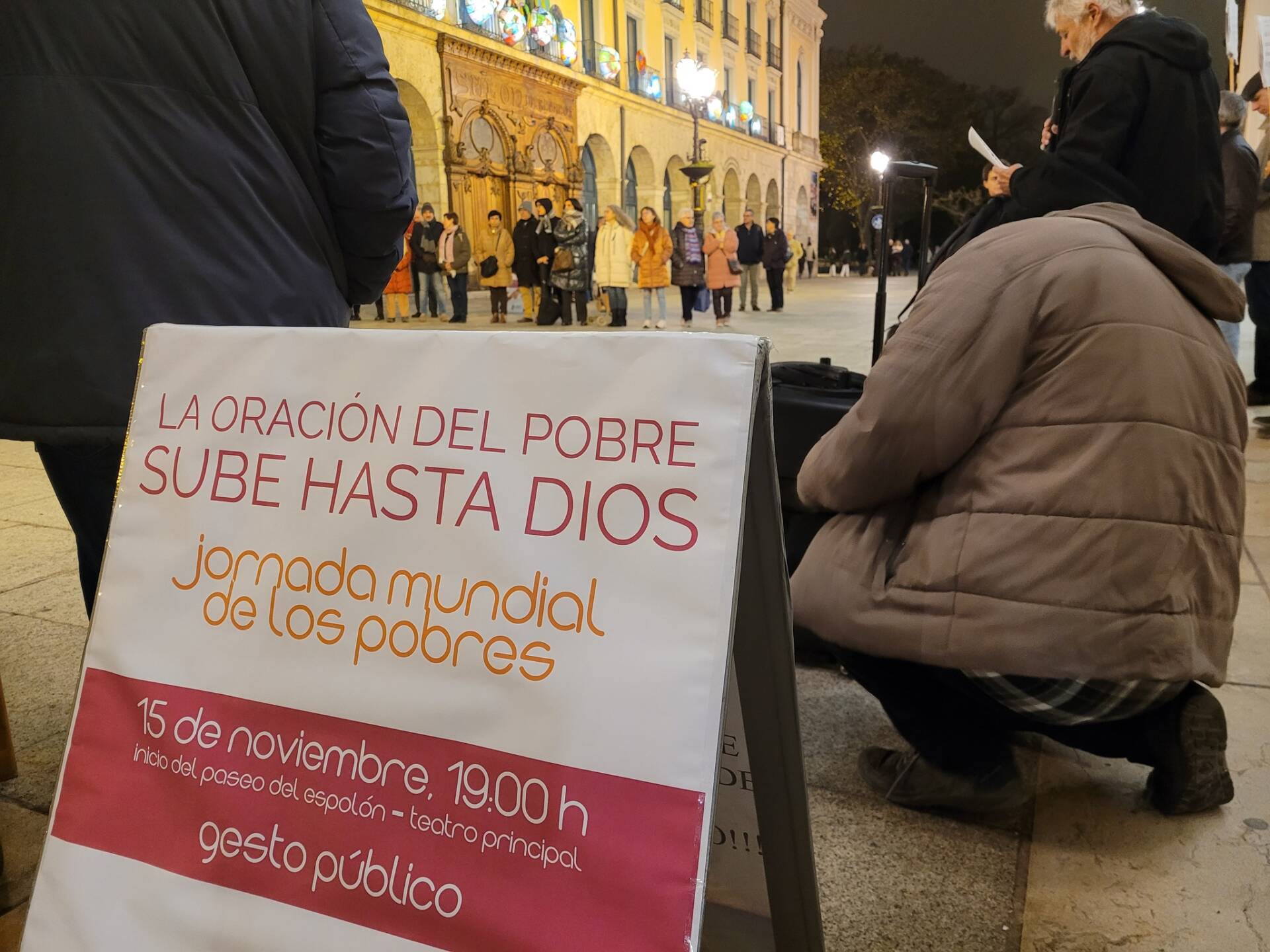 Formación Sociopolítica realiza un gesto público en la Jornada Mundial de los Pobres 8 Formación Sociopolítica realiza un gesto público en la Jornada Mundial de los Pobres