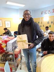 La tradición navideña de 'les boîtes de Noël' francesas llega a Quintanadueñas 7 La tradición navideña de 'les boîtes de Noël' francesas llega a Quintanadueñas