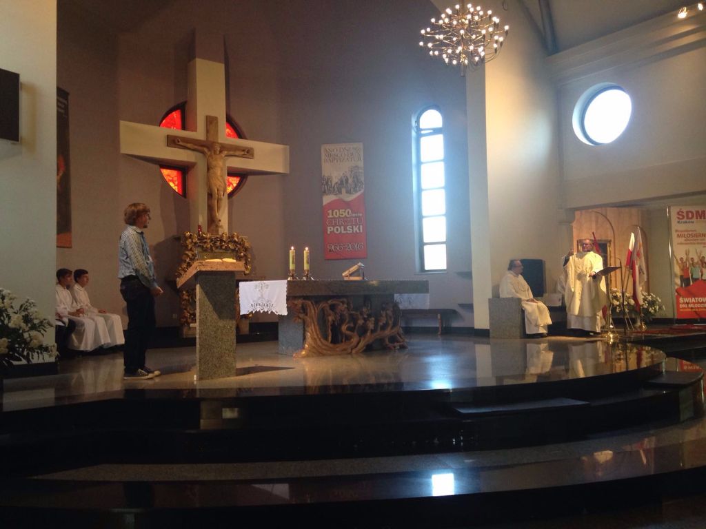 Polonia da la bienvenida a los jóvenes de la JMJ 7 img-20160720-wa0023.jpg