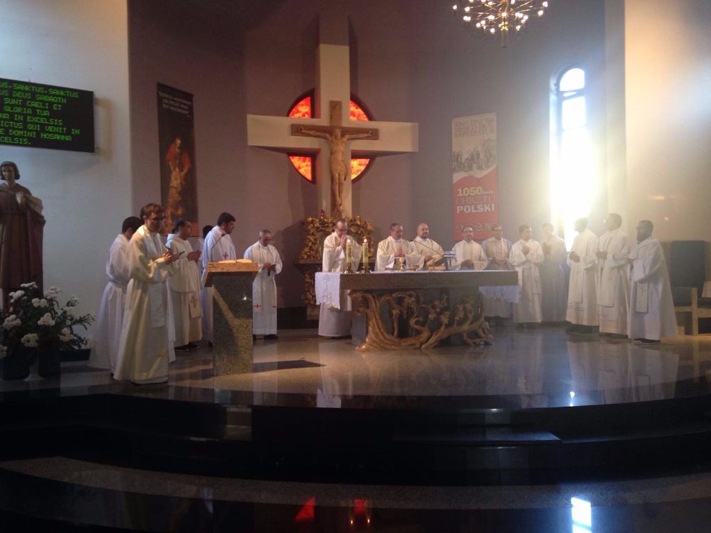 Polonia da la bienvenida a los jóvenes de la JMJ 8 img-20160720-wa0024.jpg