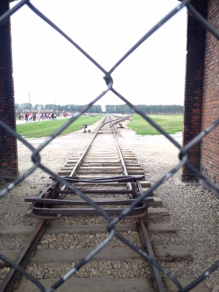 Una sobrecogedora visita a los campos de concentración de Auschwitz 4 img-20160726-wa0006.jpg