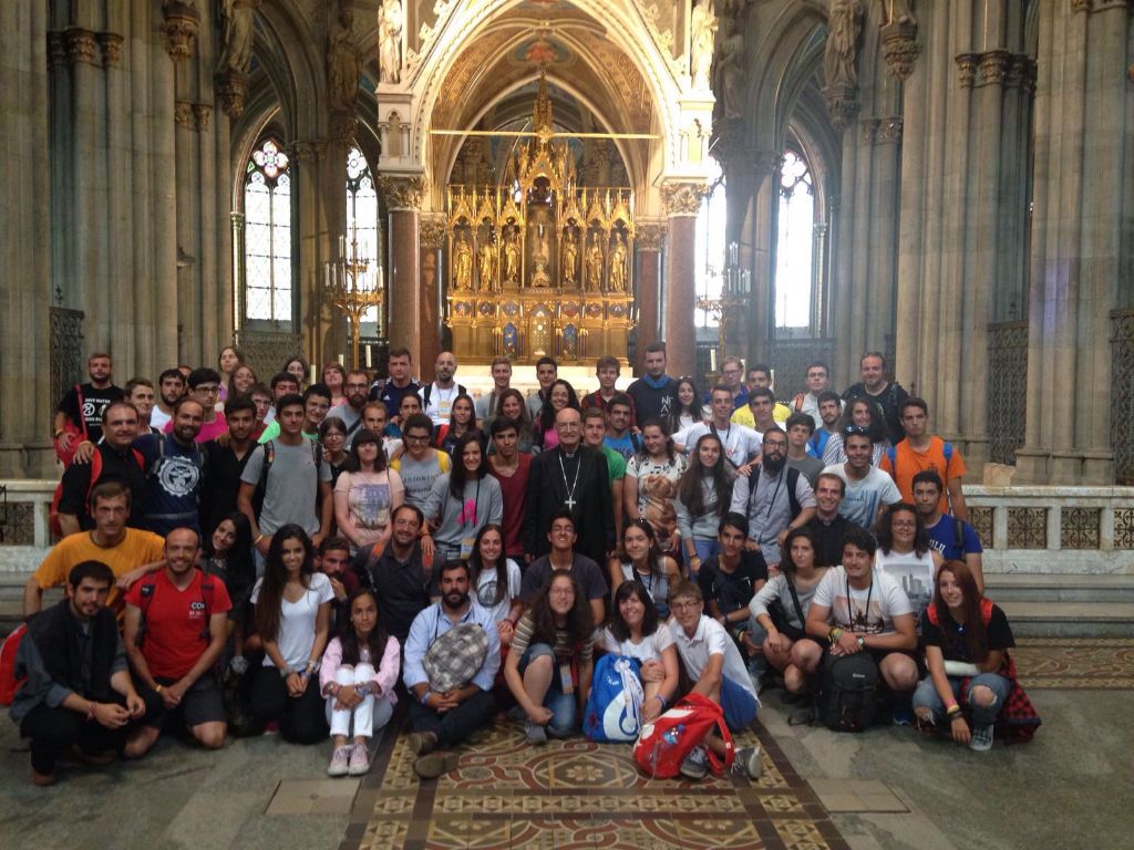Los peregrinos burgaleses en la JMJ vuelven ilusionados a casa 15 img-20160801-wa00301.jpg