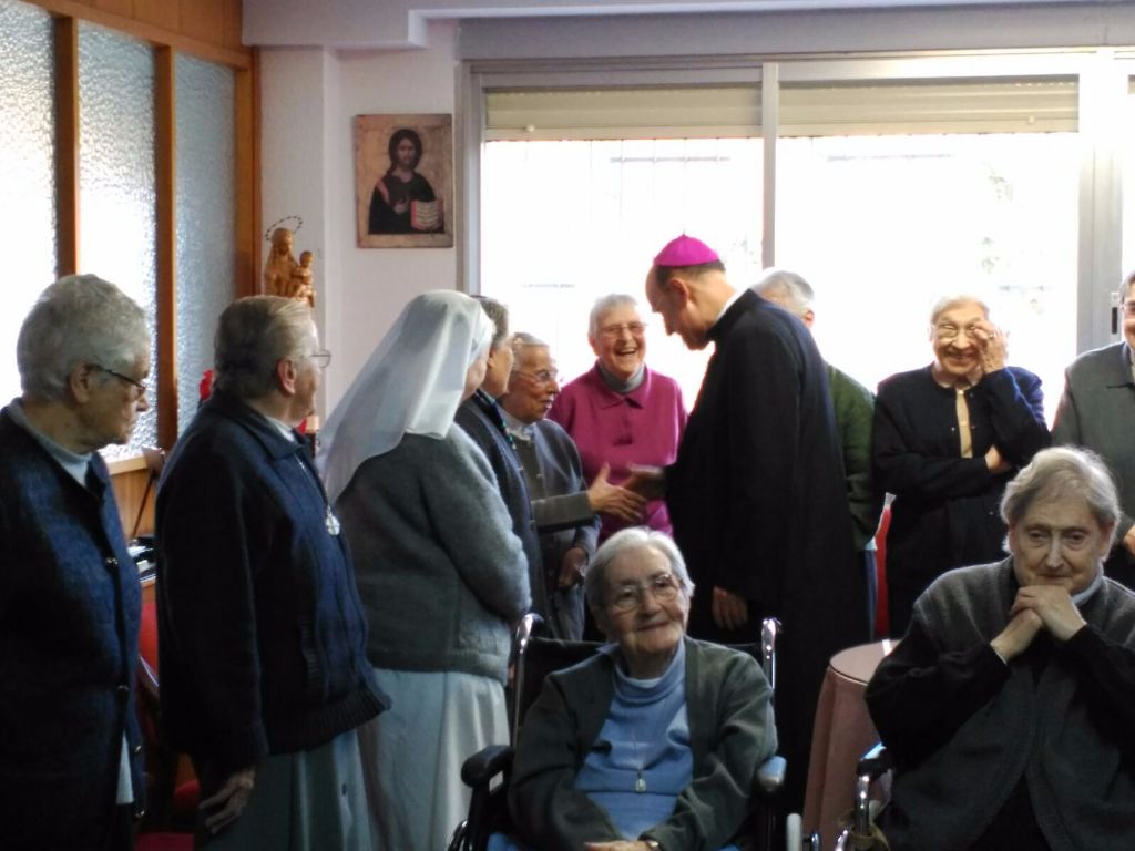 El arzobispo visita Villayerno, Villímar y San Juan Pablo II 4 img-20170117-wa0007.jpg