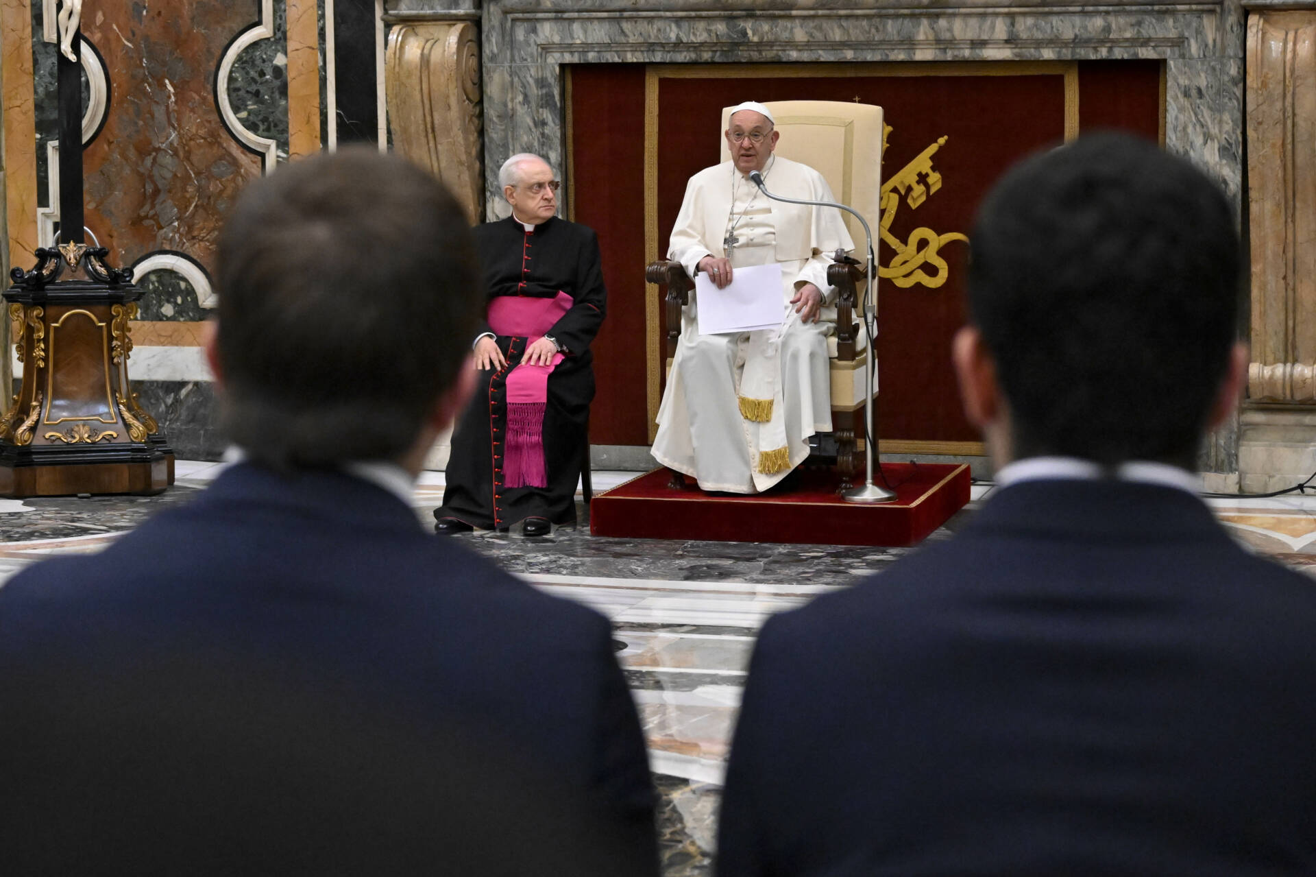 El Papa, a la comunidad del seminario de Burgos: «Jesús te quiere en esta tierra vaciada para llenarla de Dios» 1 IMG_0020