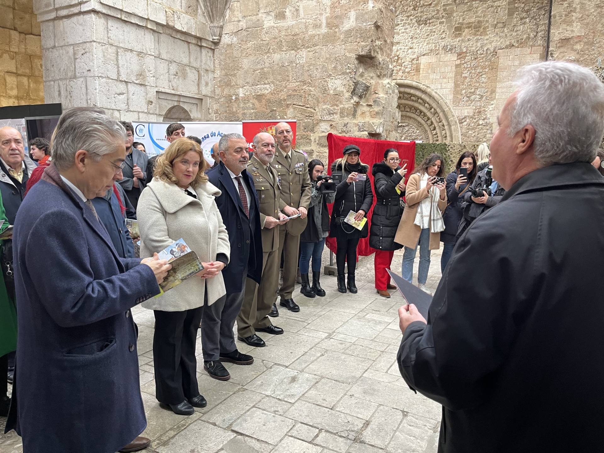 El arzobispo bendice el belén monumental del Ejército en Burgos, el más grande del mundo 4 El arzobispo bendice el belén monumental del Ejército en Burgos, el más grande del mundo