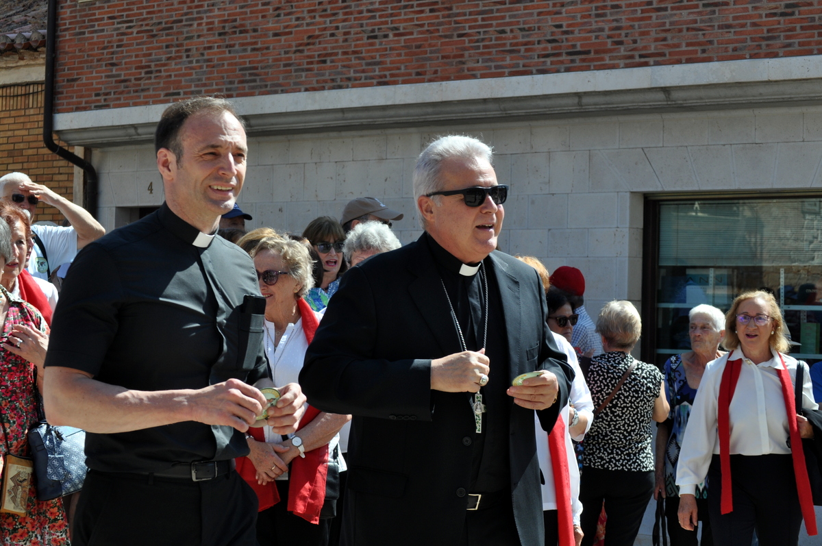 Más de 250 familiares de misioneros se dan cita en Santa María del Campo para celebrar el Día del Misionero Burgalés 5 IMG_7484
