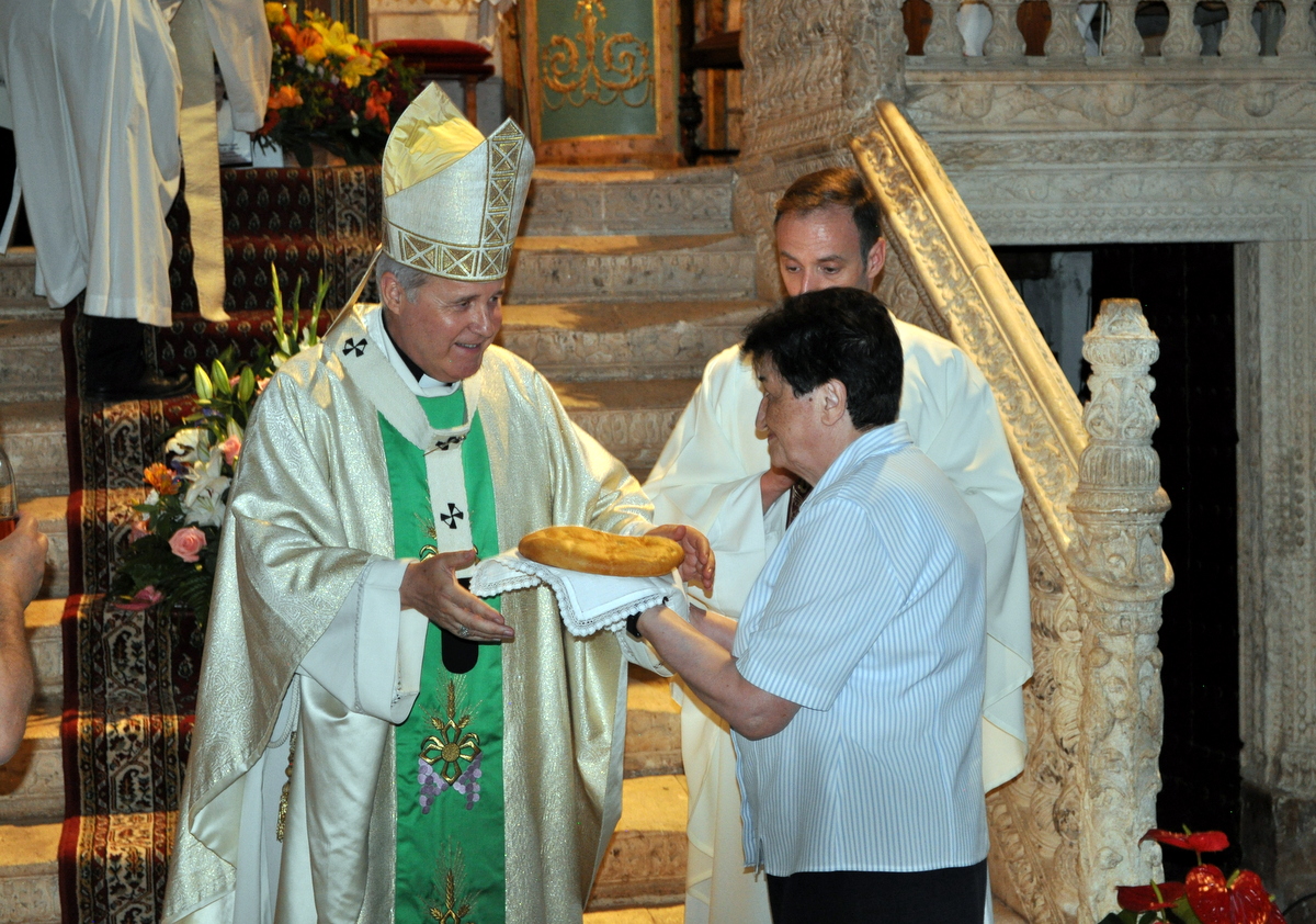 Más de 250 familiares de misioneros se dan cita en Santa María del Campo para celebrar el Día del Misionero Burgalés 9 IMG_7491
