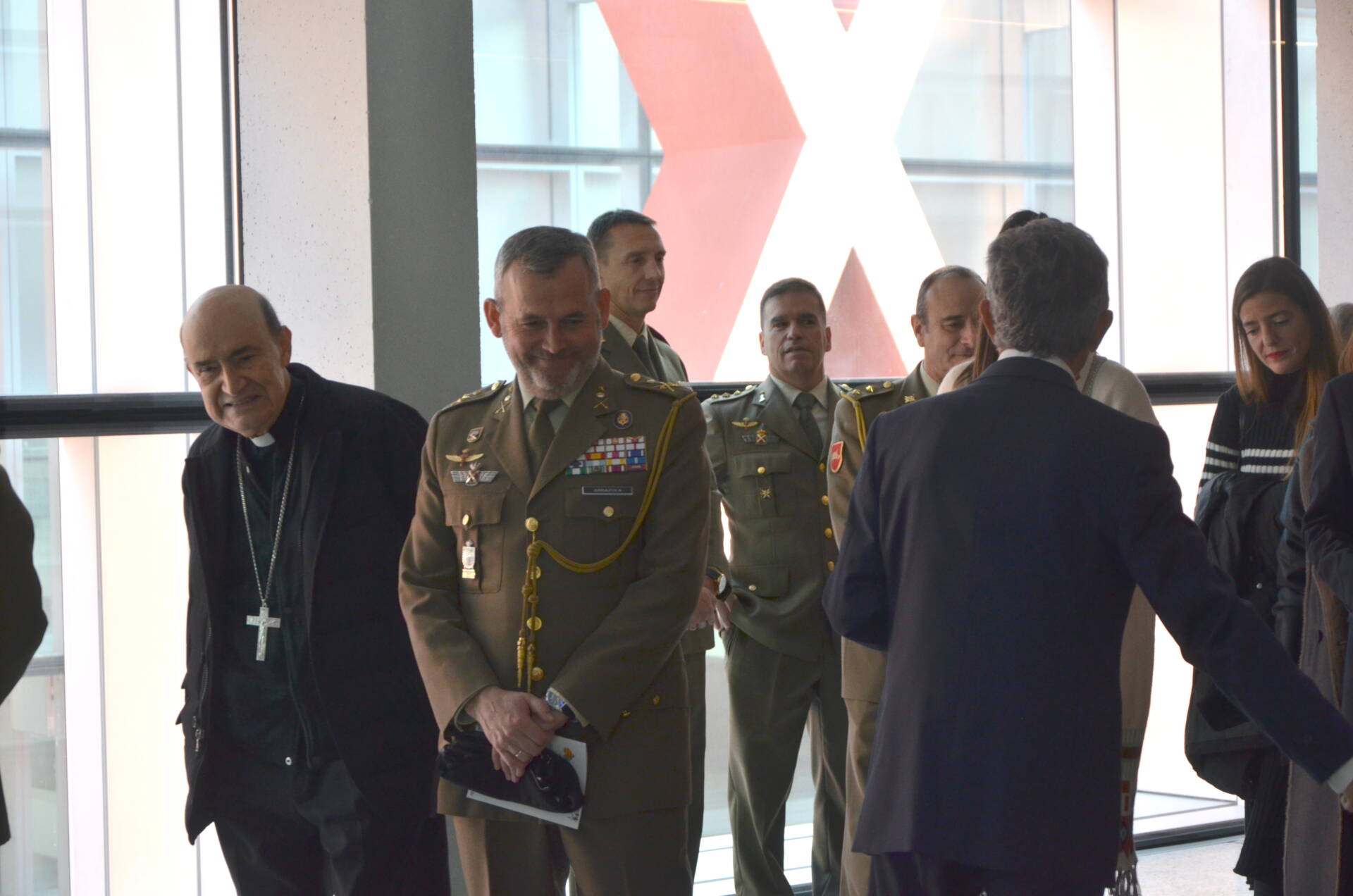 Mons. Herráez bendice el belén monumental del Ejército en Burgos 11 Mons. Herráez bendice el belén monumental del Ejército en Burgos