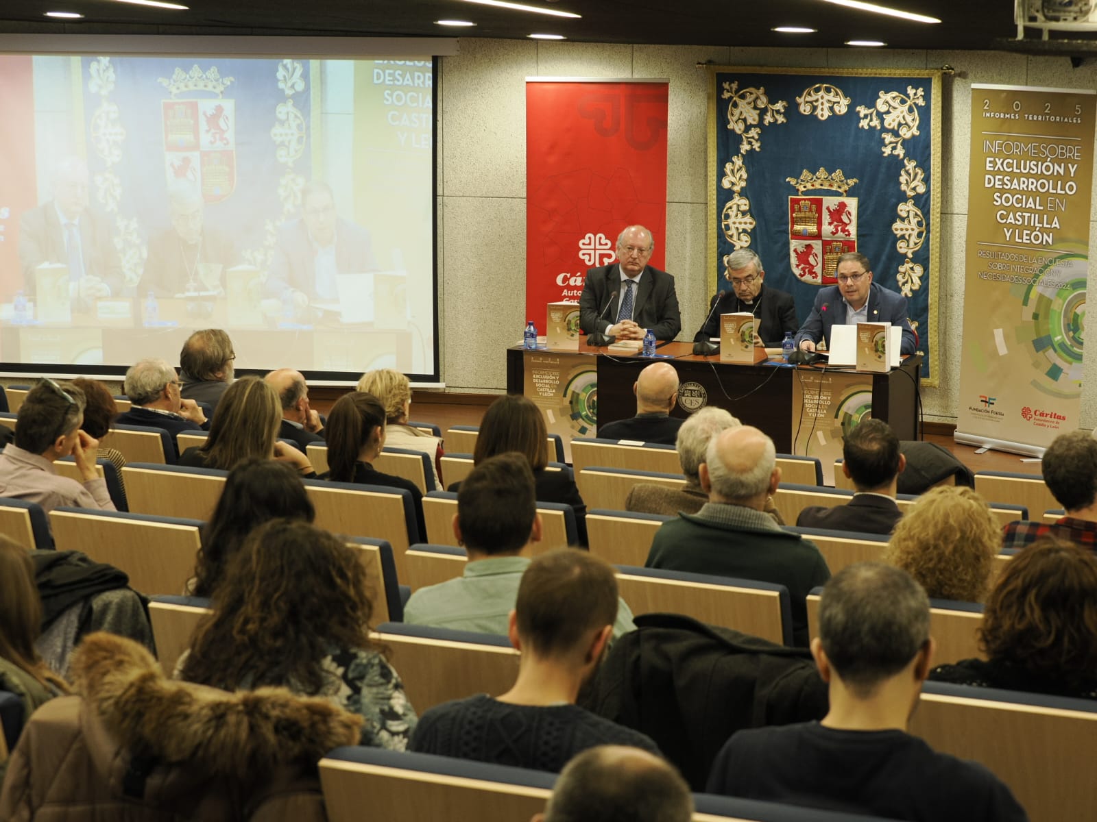 La mejora económica no evita que 352.000 personas estén en exclusión social en Castilla y León 2 informe-foessa-25-cáritas-castilla-león_00001
