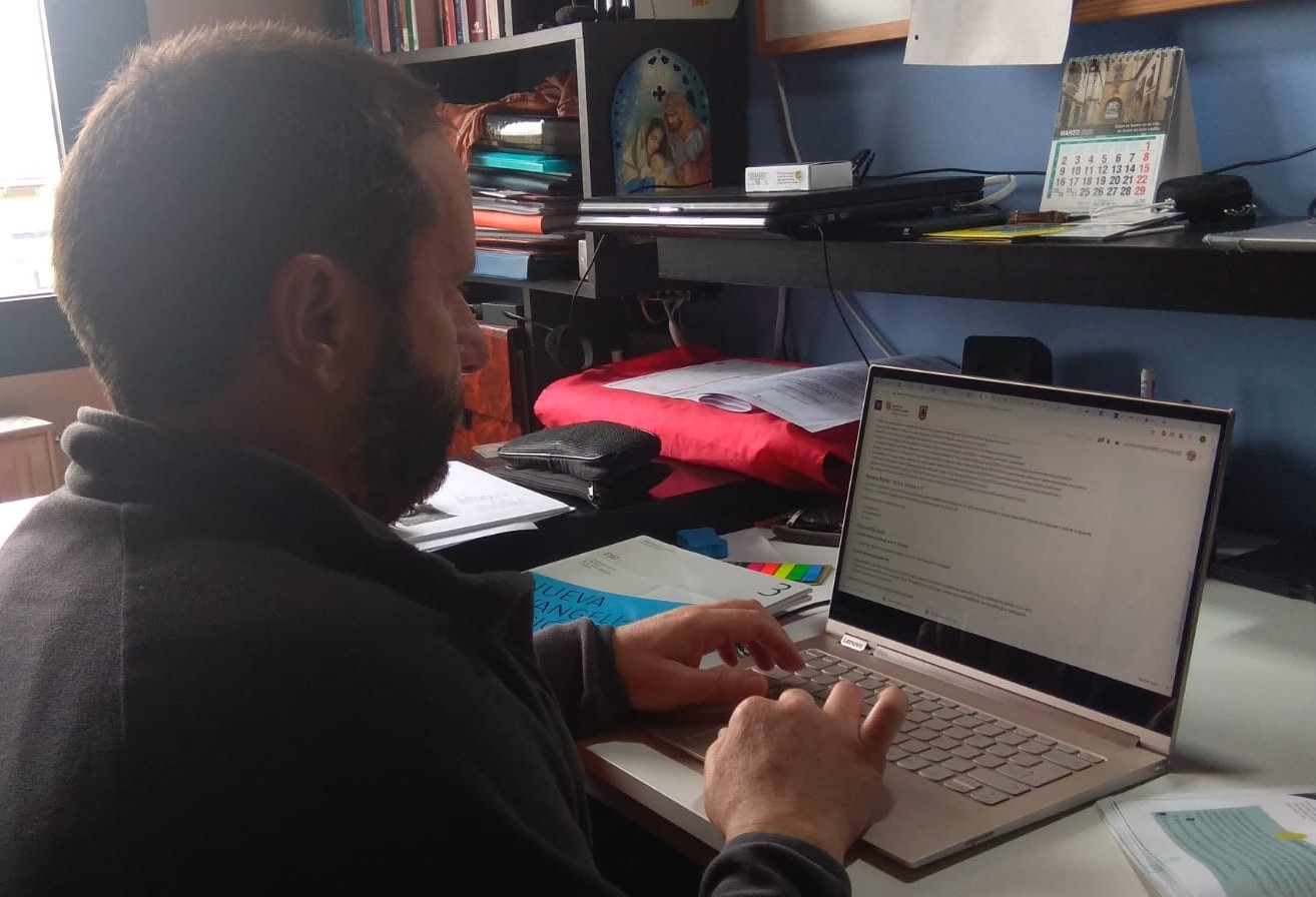 Aula virtual de Religión: Cuando el Covid-19 suscita interrogantes en los alumnos 1 clase virtual religion