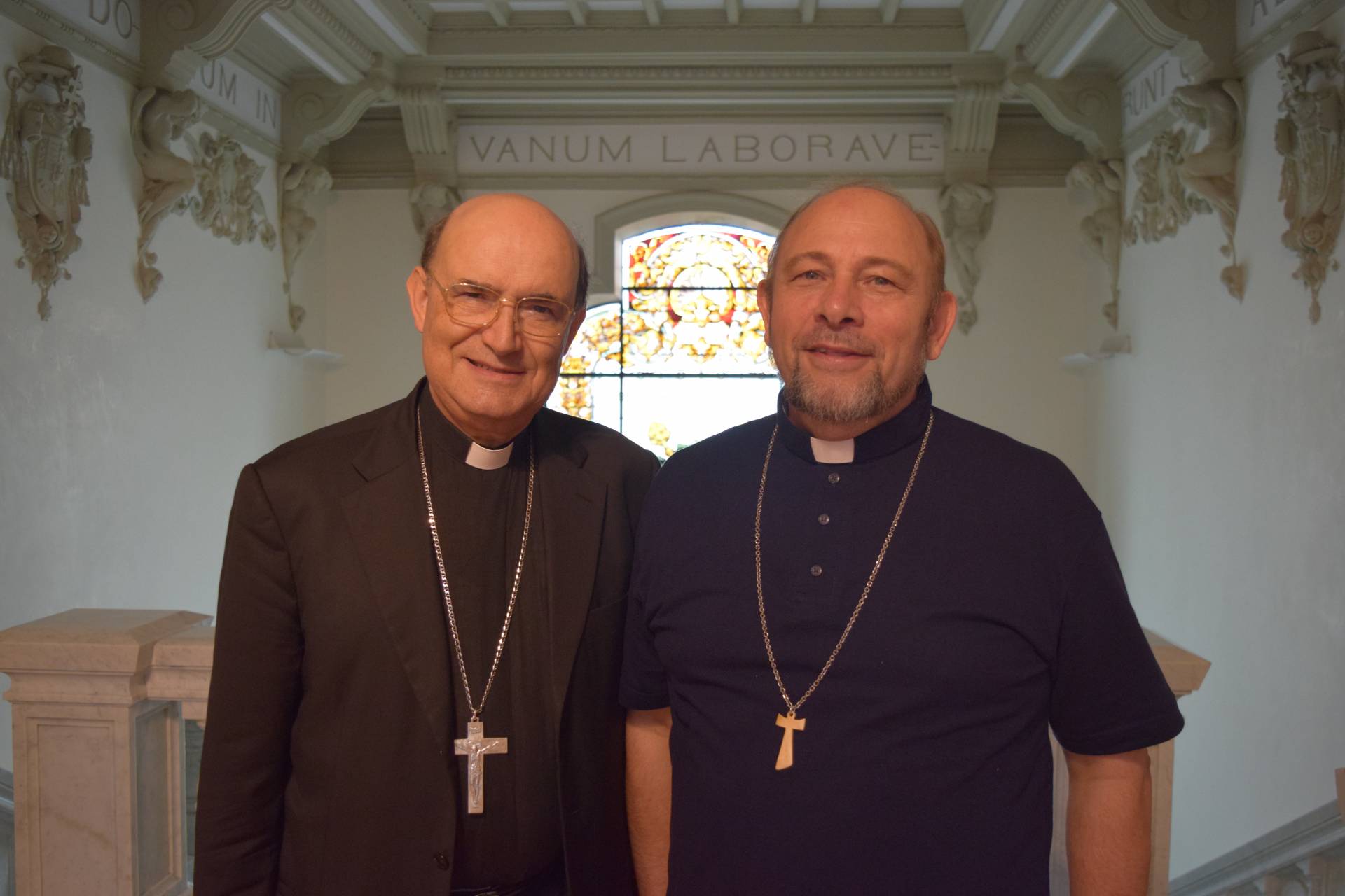 El obispo y misionero Jesús Ruiz visita al pastor de la diócesis 1 jesus ruiz molina
