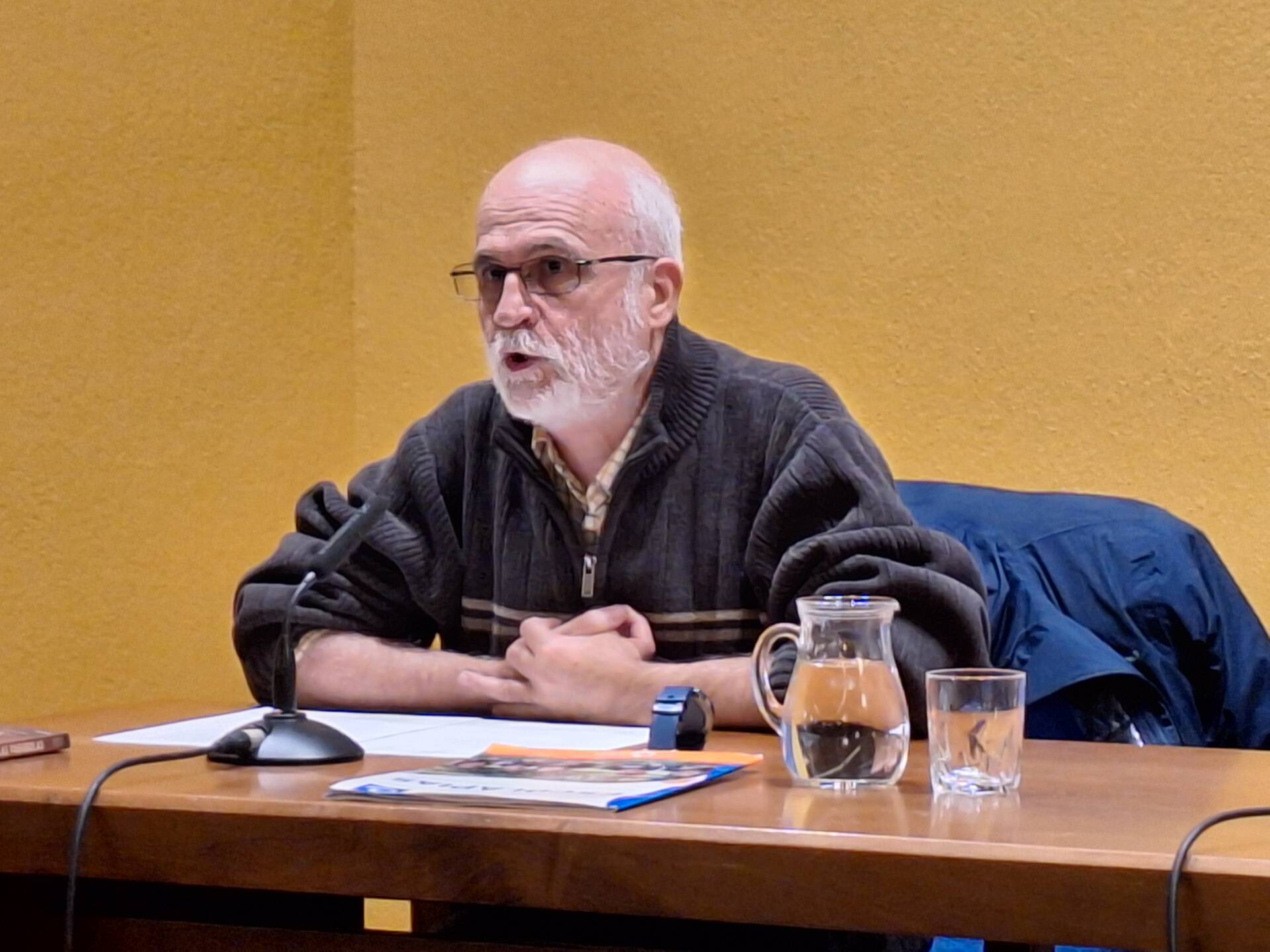Pedro J. Gómez da inicio a las Jornadas de Divulgación de la DSI en la Facultad 1 Pedro J. Gómez da inicio a las Jornadas de Divulgación de la DSI en la Facultad