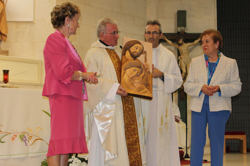 Fallece el sacerdote José Cerreda Cilla 1 Don José Cerreda en la misa de despedida de la parroquia de la Sagrada Familia.