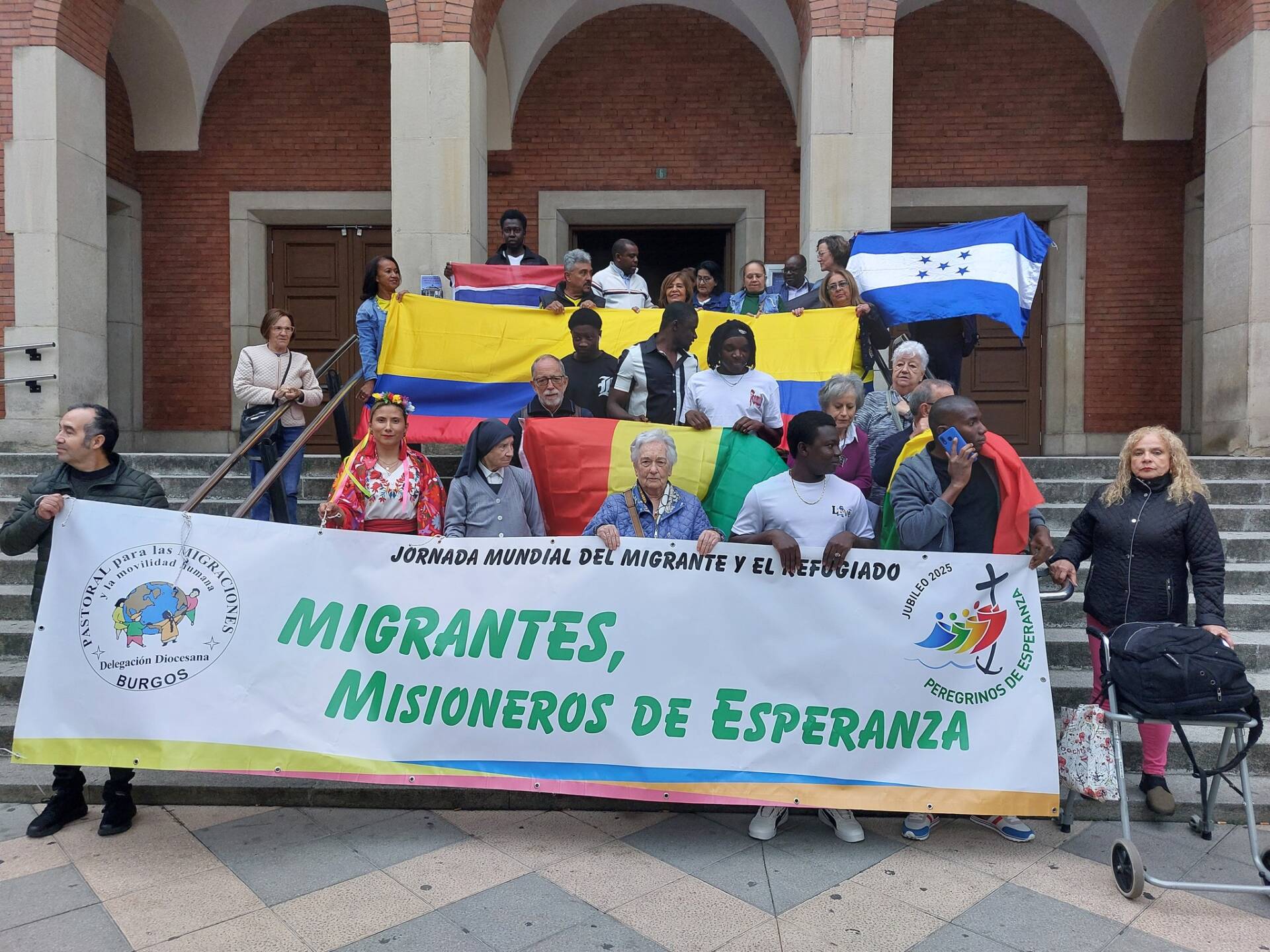 «La Iglesia es universal, abierta y enriquecida por todos» 4 jubileo-migrantes-miranda-iglesia-universal-abierta-enriquecida_04
