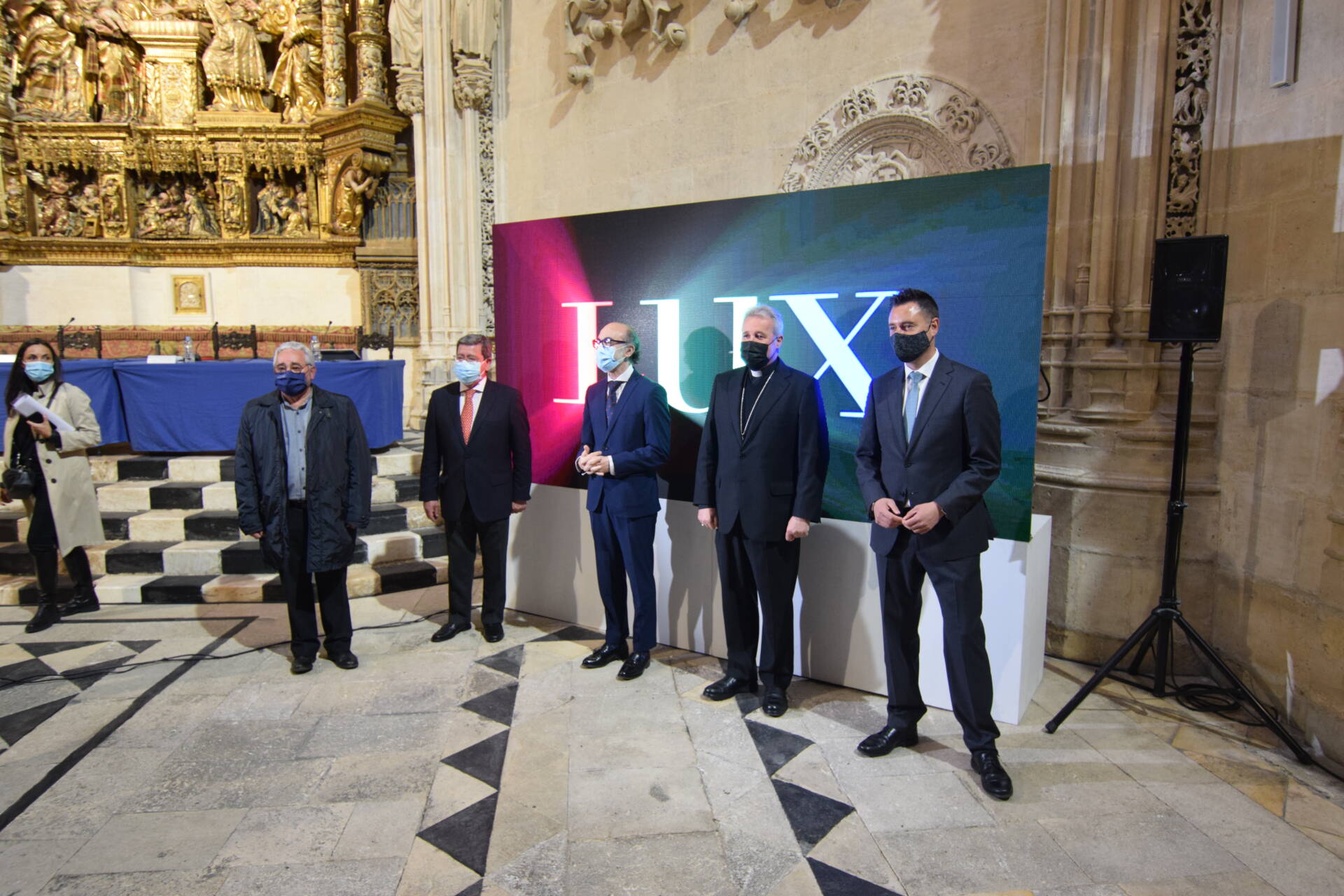 'Lux', un motivo de esperanza en medio de la oscuridad de la pandemia 1 lux edades del hombre catedral de burgos