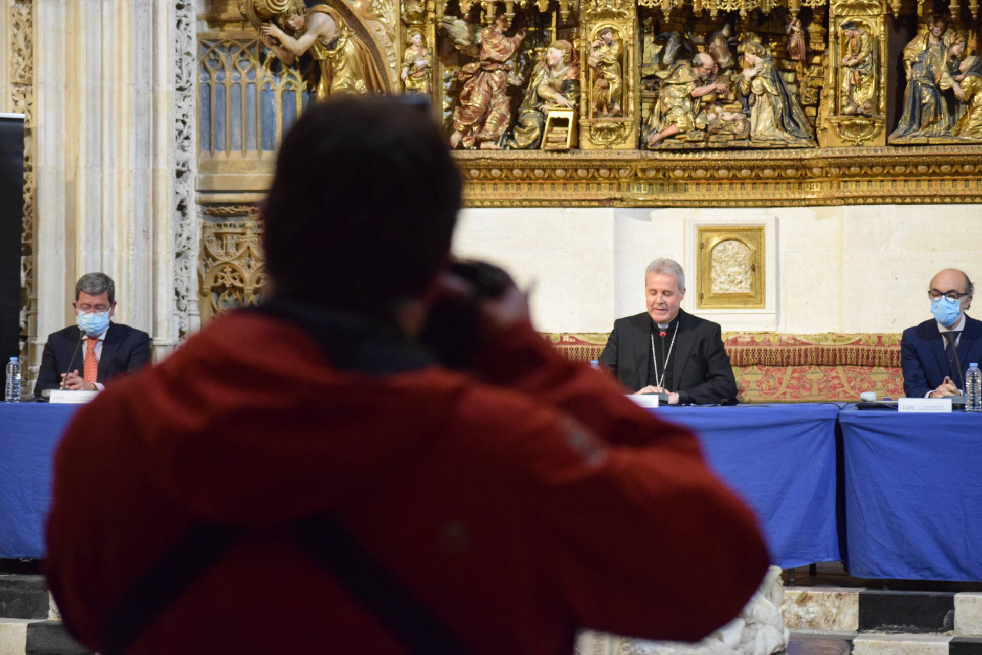 'Lux', un motivo de esperanza en medio de la oscuridad de la pandemia 8 lux edades del hombre catedral de burgos