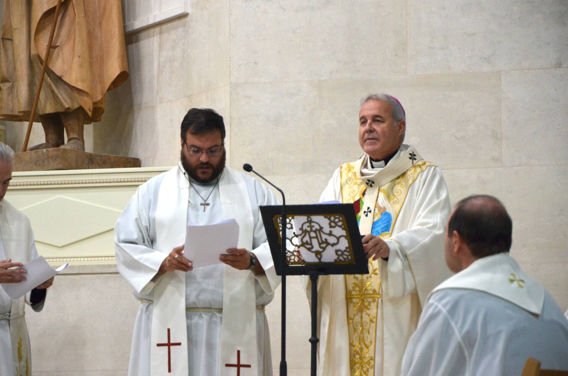 «El Señor abre siempre el camino de la misión» 13 mario-iceta-envio-misionero-juan-antonio-cabrera_00011