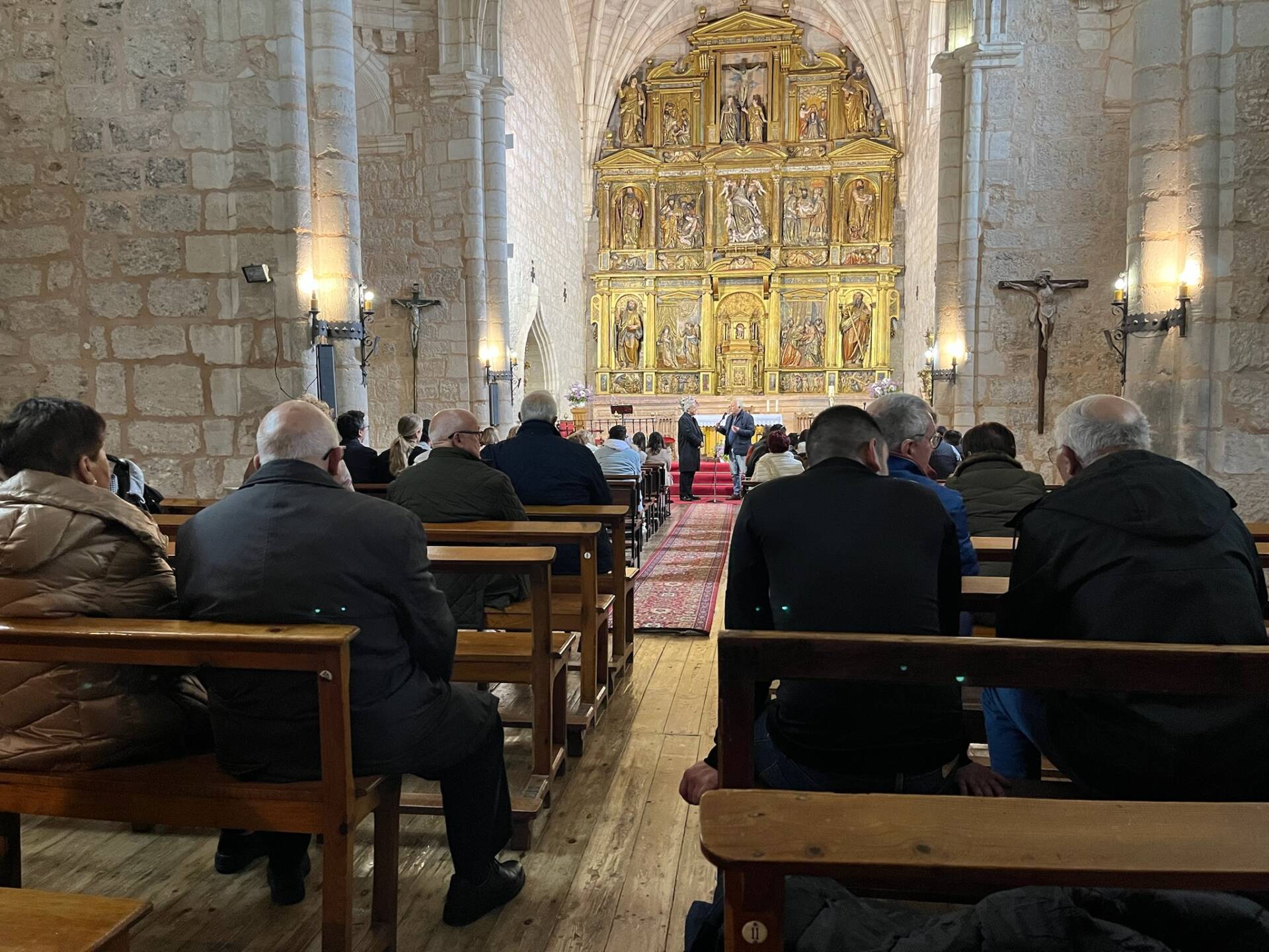 Mons. Iceta retoma la visita pastoral en la unidad 'Encuentro de Caminos' 2 Mons. Iceta retoma la visita pastoral en la unidad 'Encuentro de Caminos'