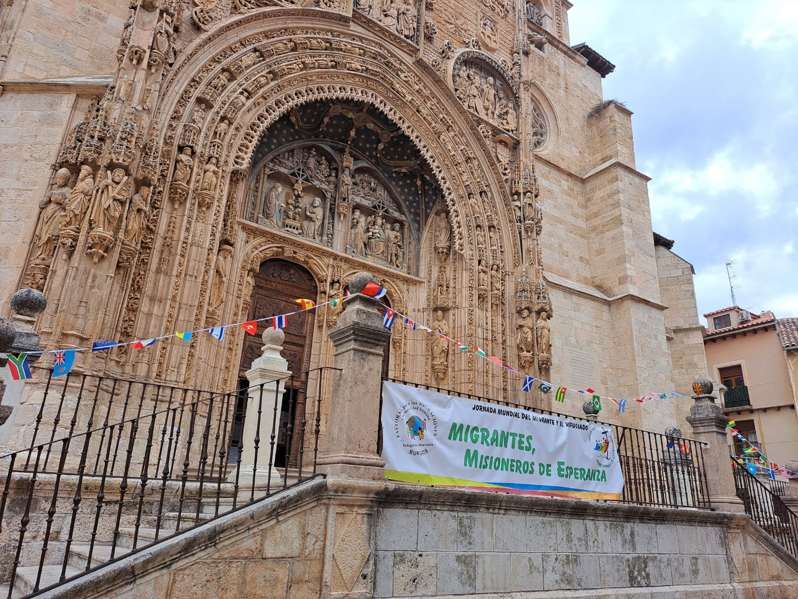 Santo Domingo de Guzmán se une para orar por los migrantes, 'misioneros de esperanza' 5 El arciprestazgo de Aranda se une para orar por los migrantes, 'misioneros de esperanza'