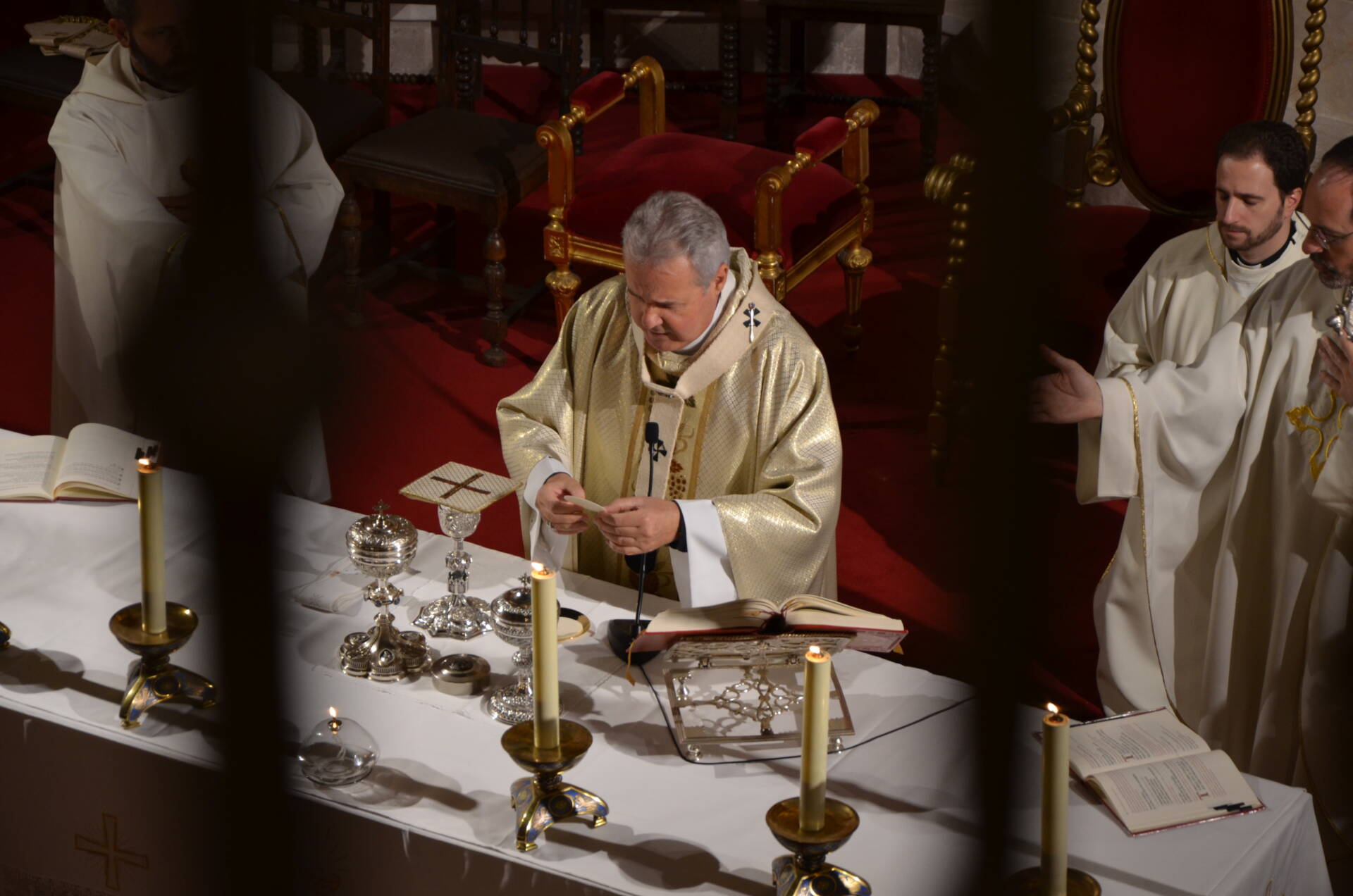 «Donde no hay Eucaristía, la Iglesia no crece»: Mons. Iceta resalta la misión de la Iglesia Diocesana 6 «Donde no hay Eucaristía, la Iglesia no crece»: Mons. Iceta resalta la misión de la Iglesia Diocesana