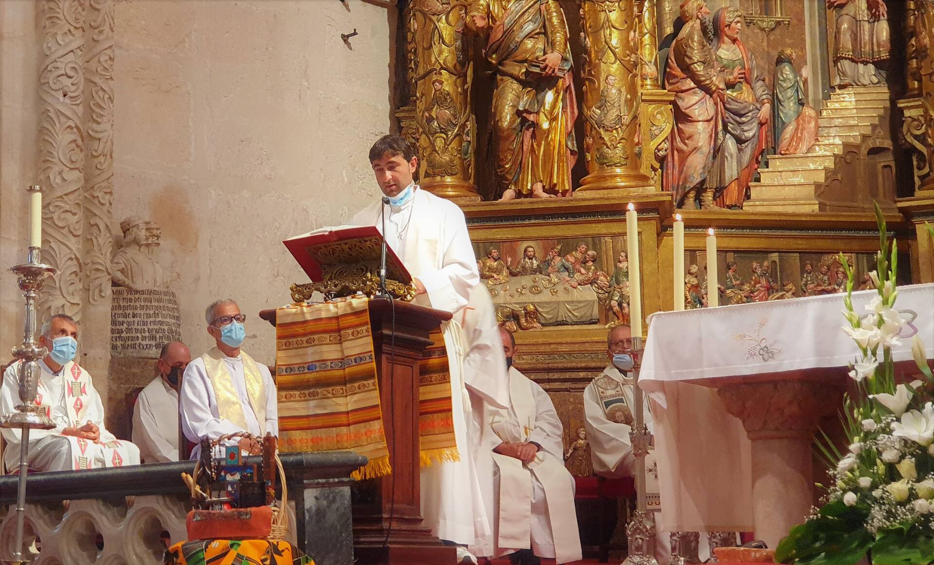 La Catedral, línea de salida a la misión 2 misioneros burgaleses