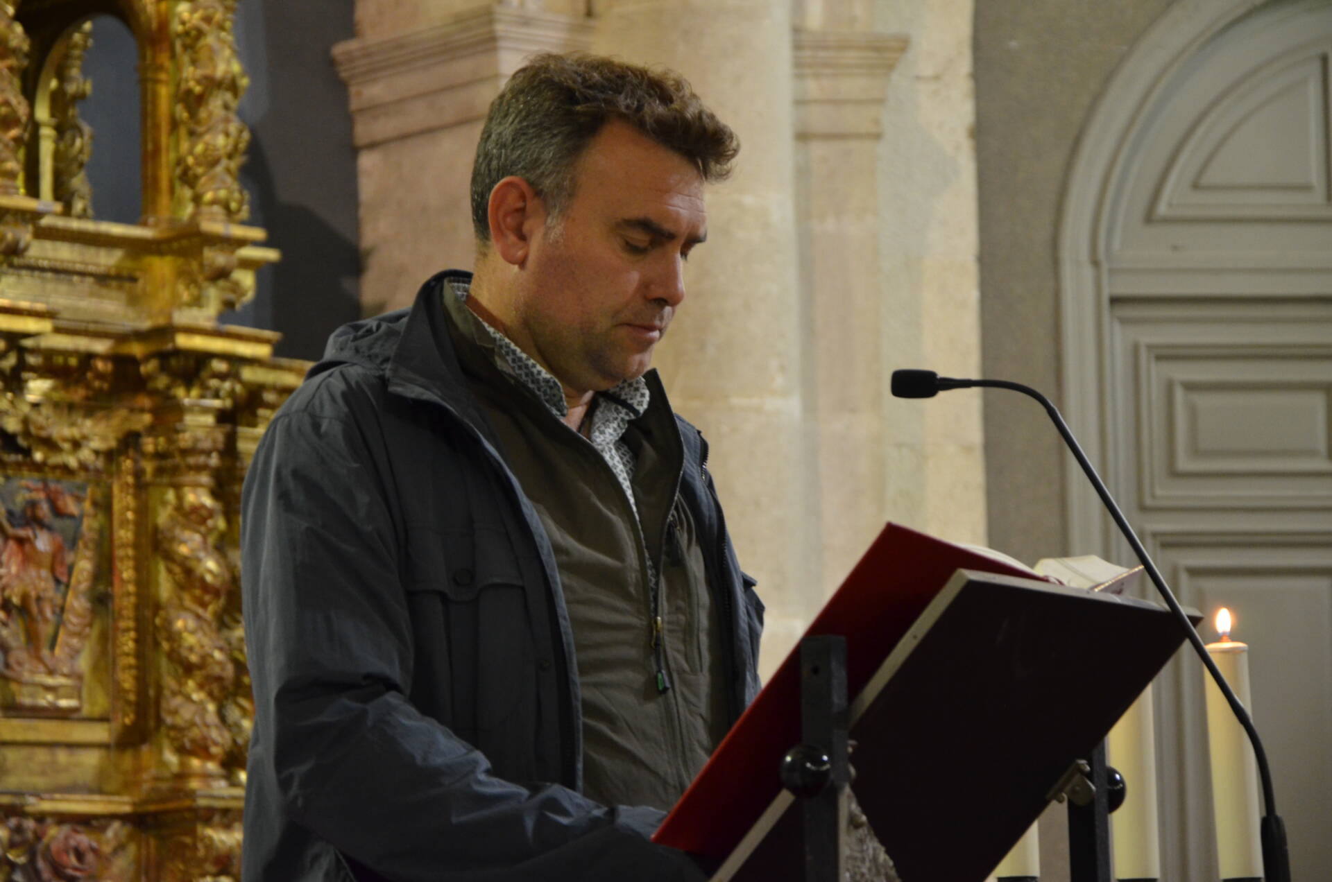 Mons. Mario Iceta anima a los profesores de Religión a confiar en la novedad del Espíritu Santo 6 El arzobispo entrega a los profesores de Religión la 'missio canónica'