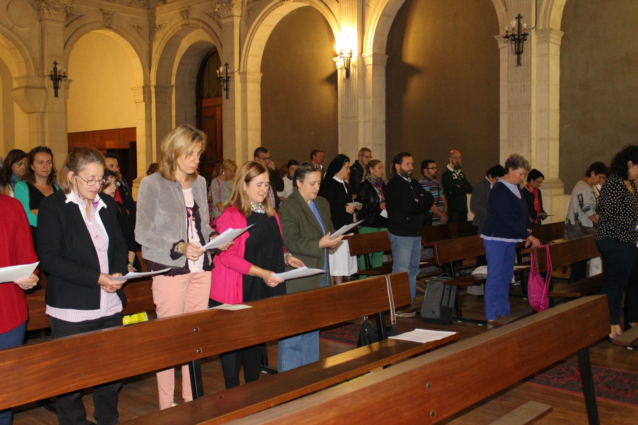 El arzobispo entrega la «Missio» a profesores de educación católica 1 missio canonica 6