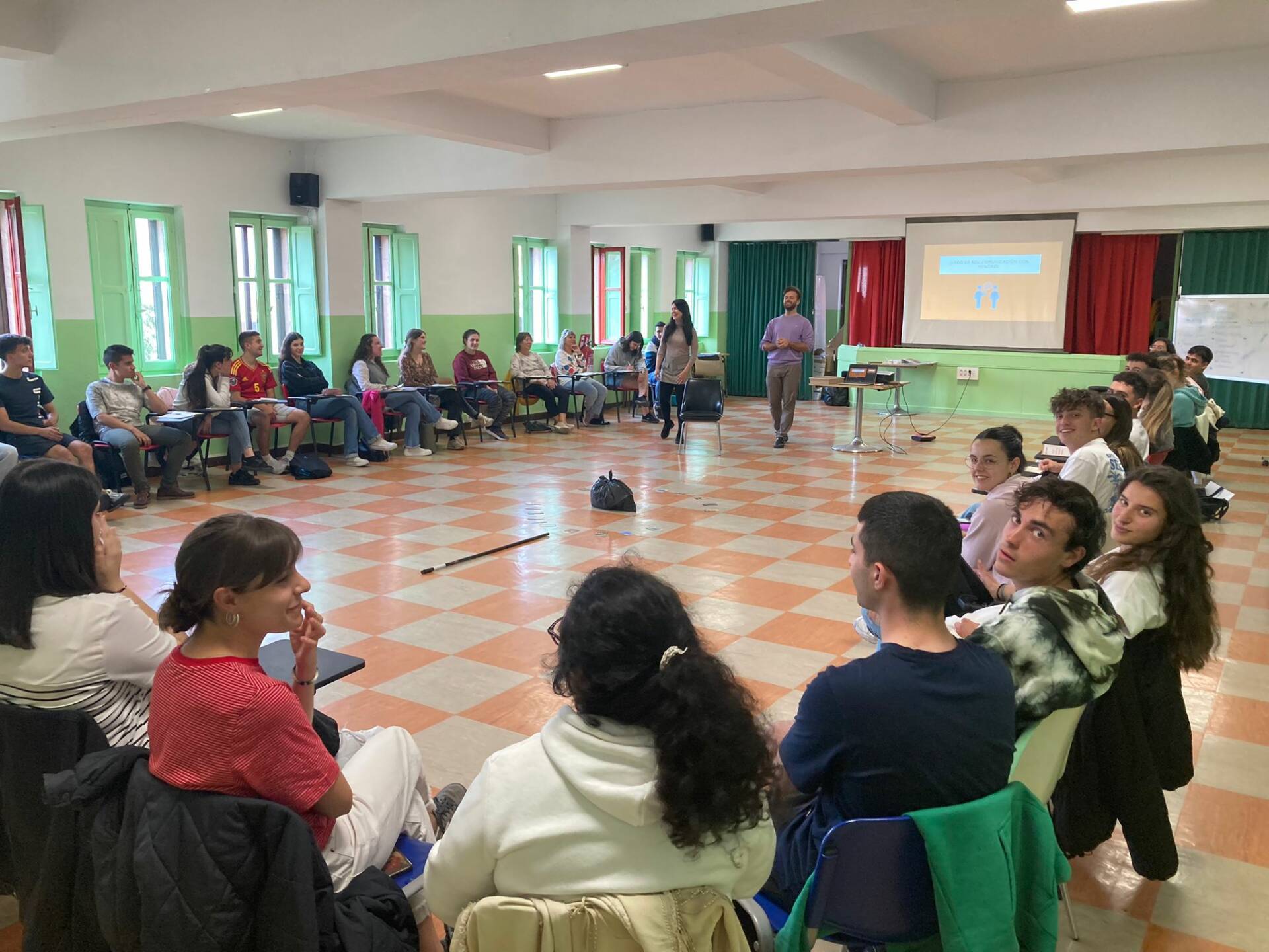 Cuarenta monitores reciben formación sobre prevención de la violencia infantil 2 monitores_05