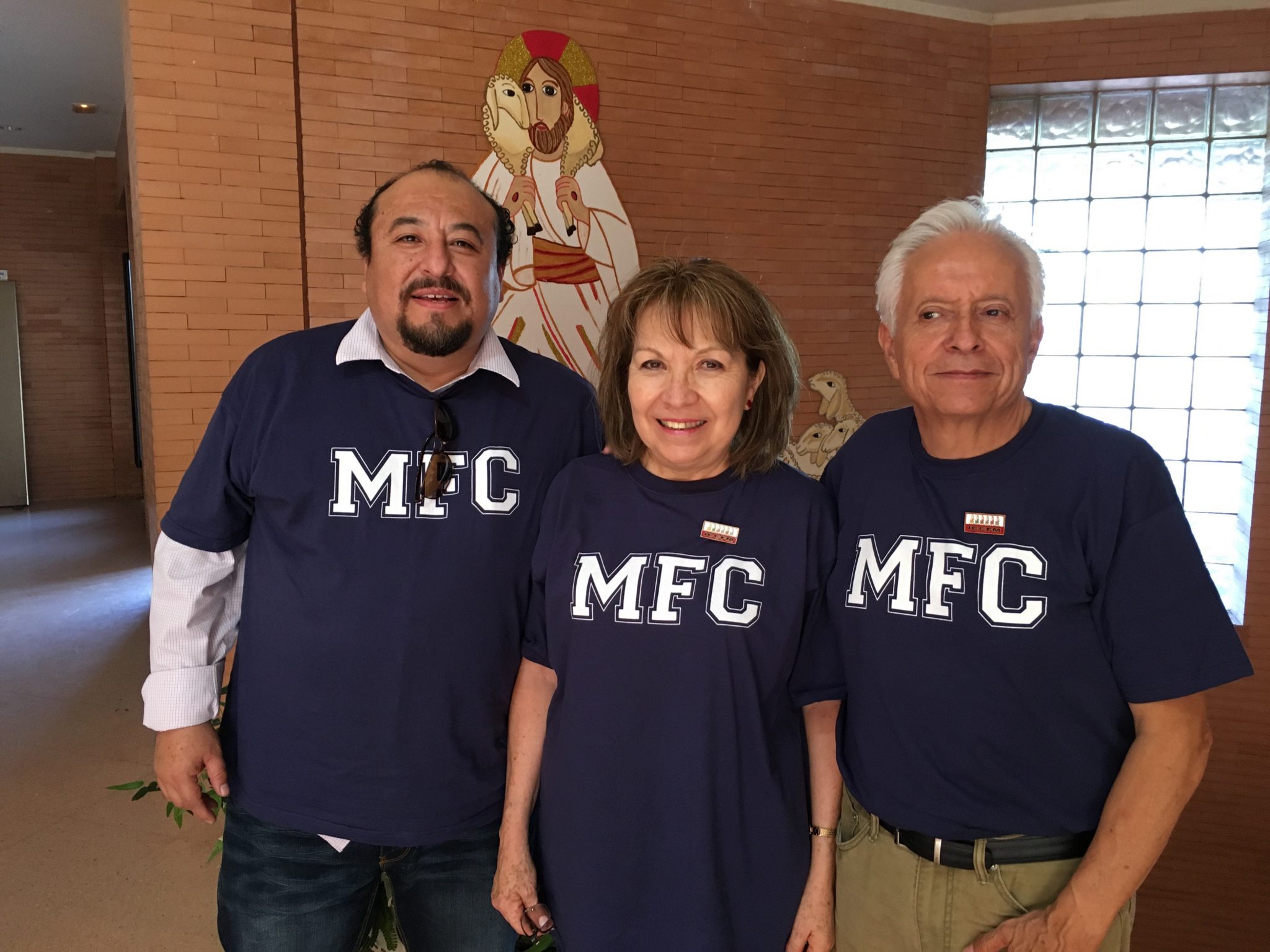 Lograr que las familias "sean un faro donde brille la luz de Cristo" 1 Saúl, Rosalinda y Jorge son los responsables internacionales del MFC.