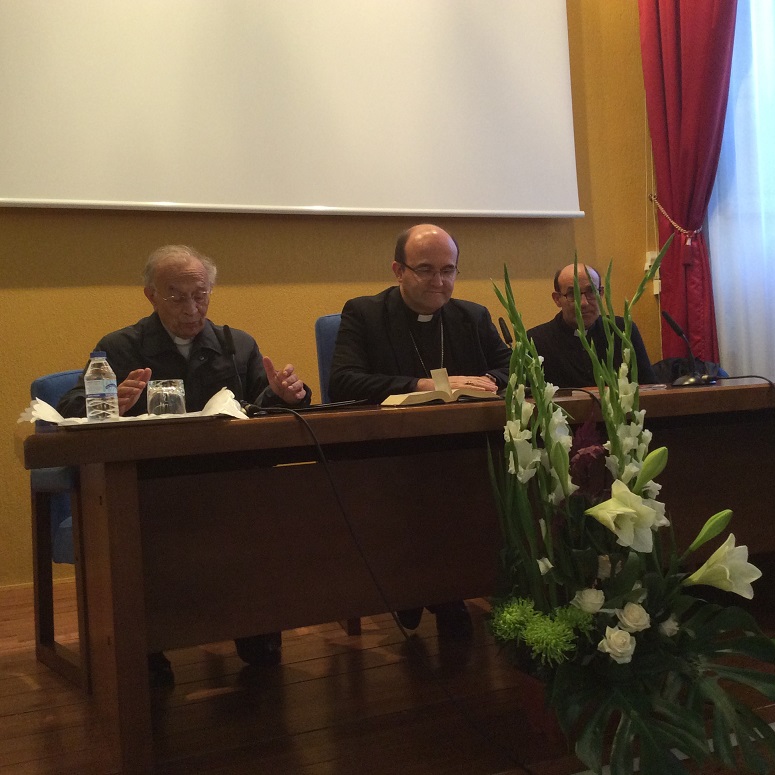 José Ignacio Munilla inaugura el nuevo curso de Vida Ascendente 1 munilla 3