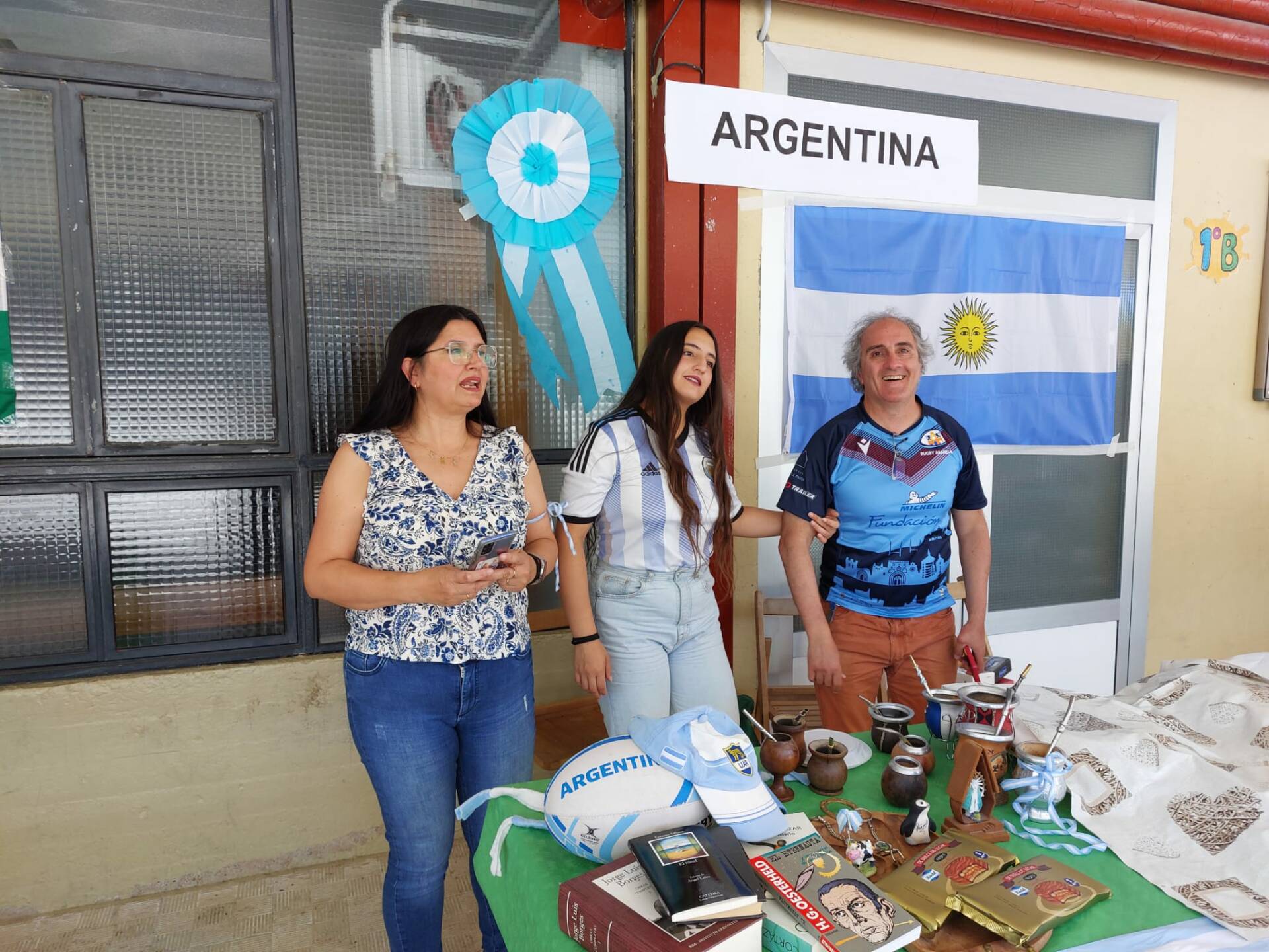 El XV Encuentro de Naciones de Aranda se salda con una bonita tarde de convivencia entre once países 12 naciones-aranda_12