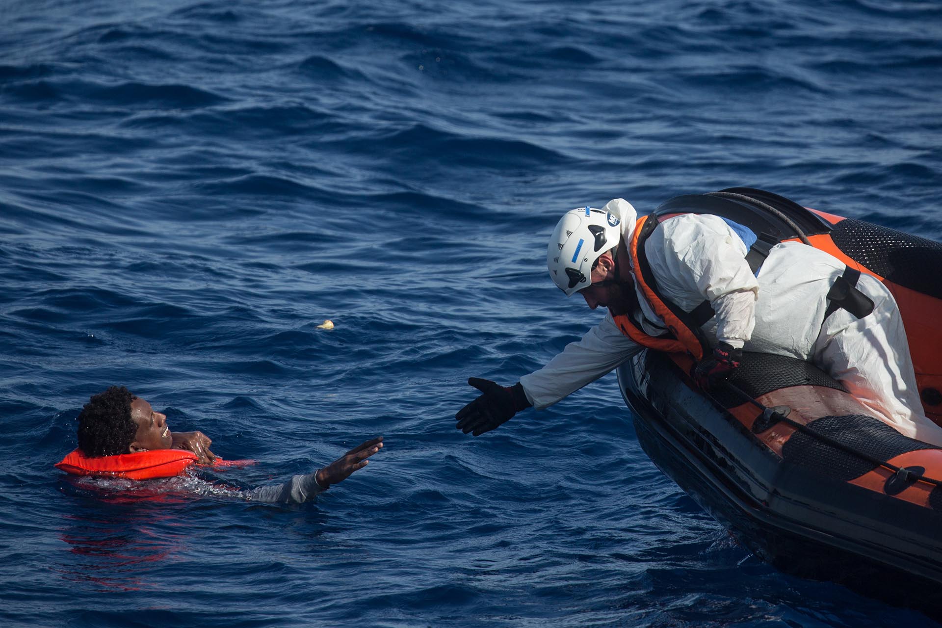 Una eucaristía para recordar a difuntos e inmigrantes fallecidos 1 Search And Rescue Enters Peak Season For MOAS Operations