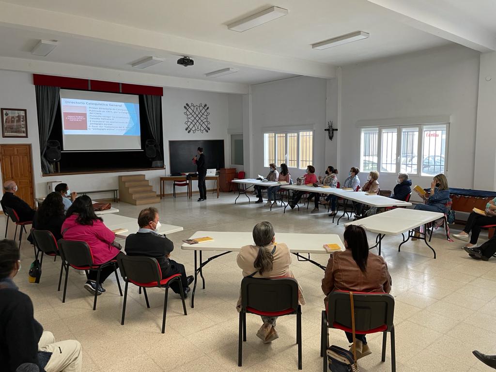 Los catequistas de la Ribera bucean en el nuevo Directorio para la Catequesis 1 nuevo directorio catequesisi 2