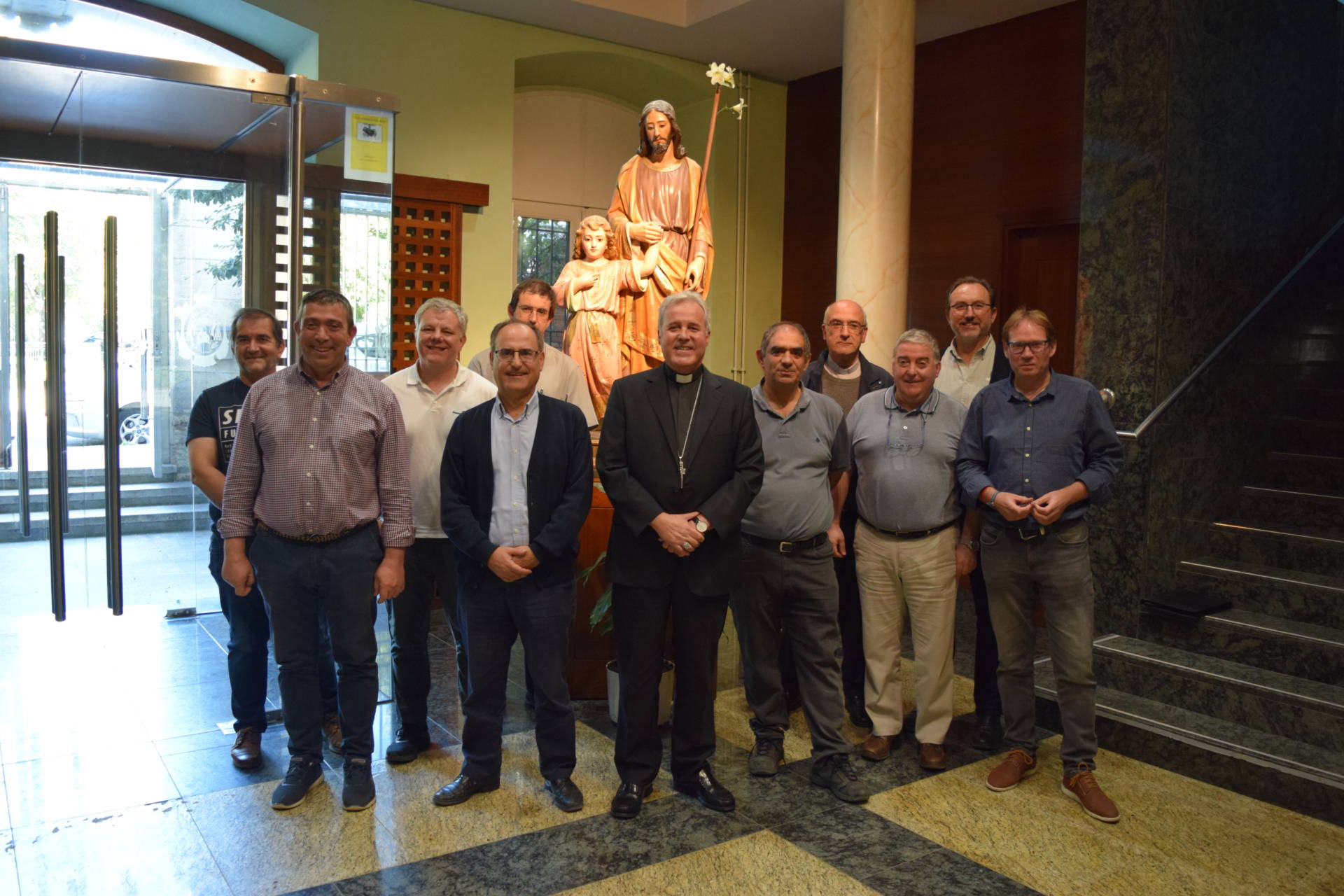 El arzobispo entrega su nombramiento a los nuevos arciprestes 1 nuevos arciprestes burgos