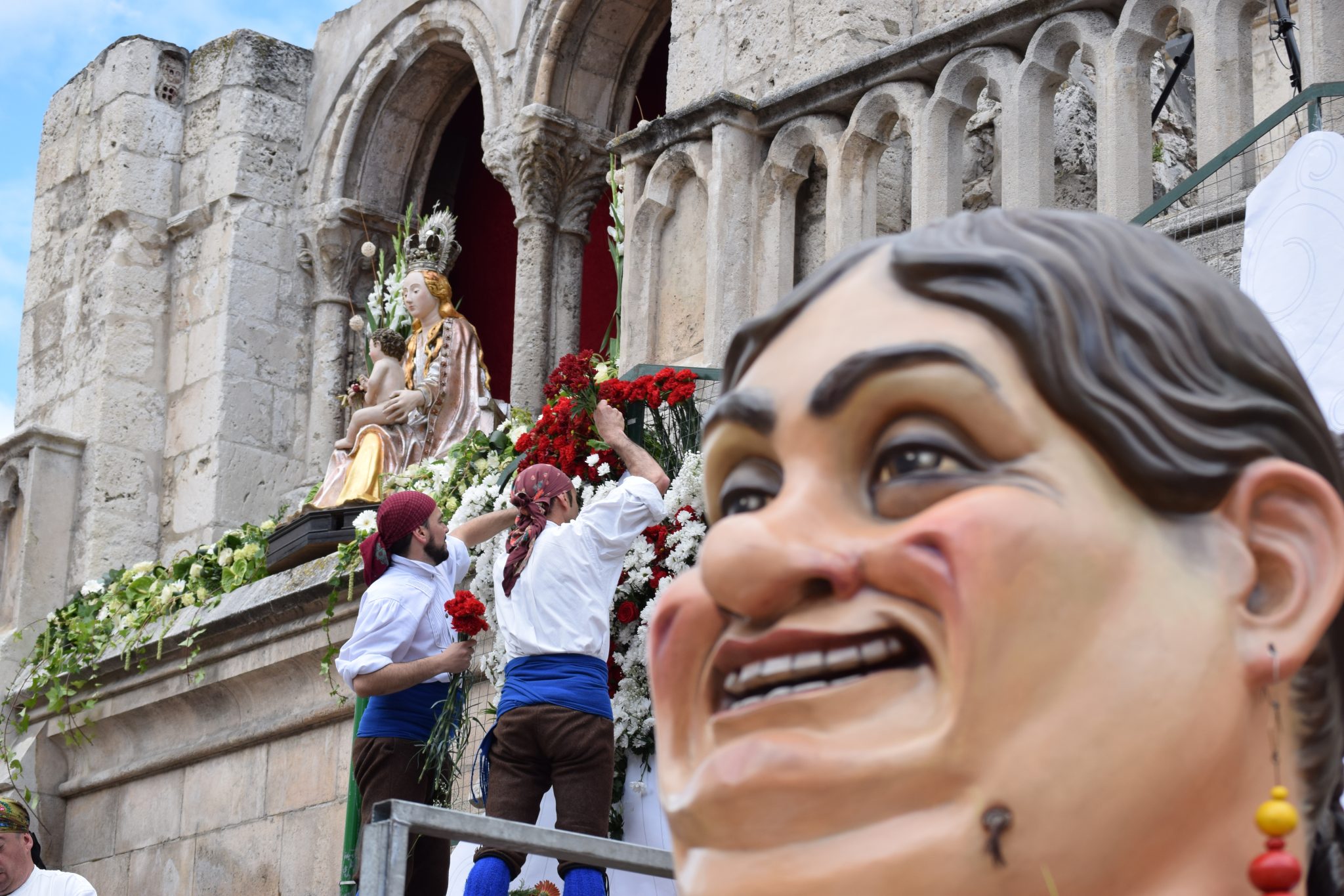 Los «Sampedros», las fiestas más esperadas por todos los burgaleses 1 ofrenda santa maria la mayor23