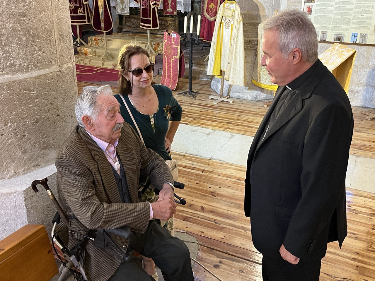 El arzobispo clausura el V centenario de la iglesia de Olmillos de Sasamón 6 olmillos de sasamon