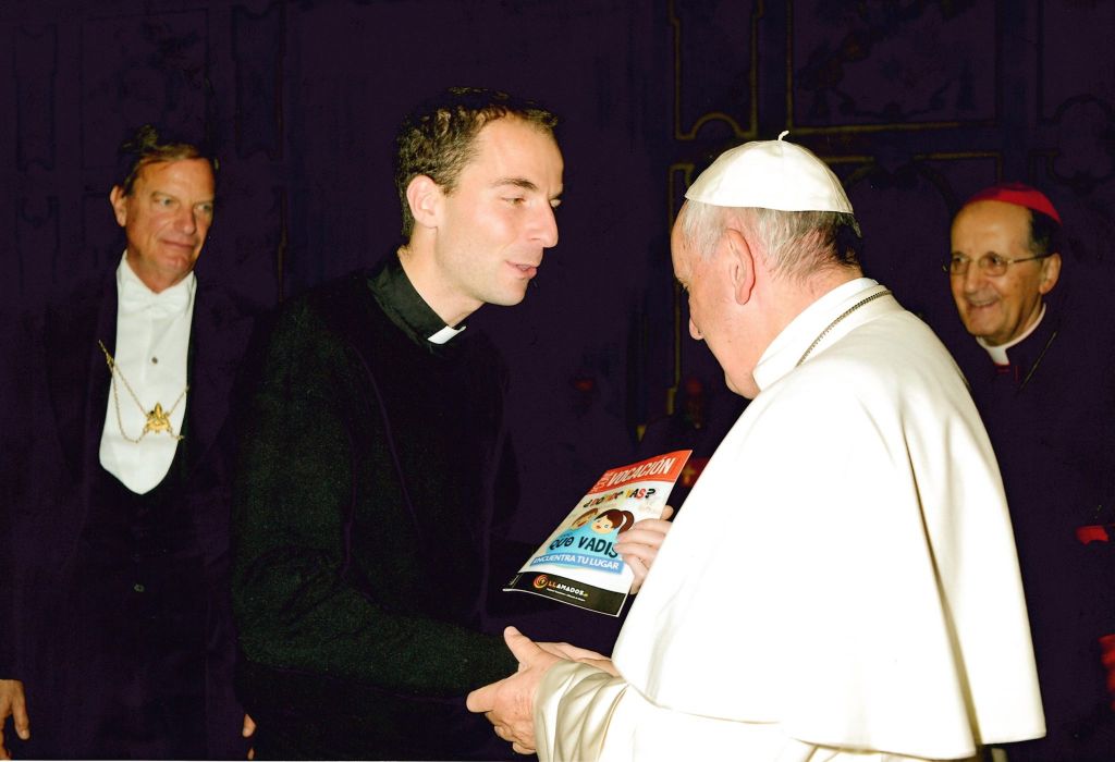 Presentan al Papa las actividades diocesanas de promoción de las vocaciones 1 papa-francisco.jpg