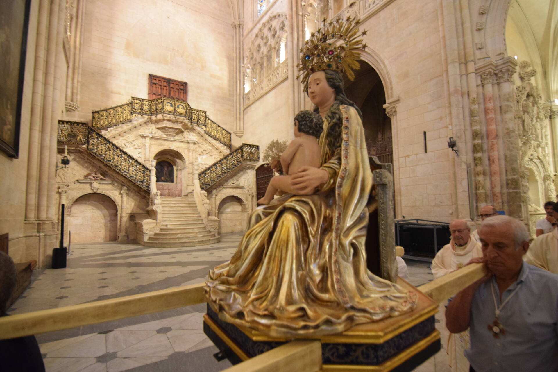Burgos, junto a su patrona 2 patrona burgos santa maria la mayor