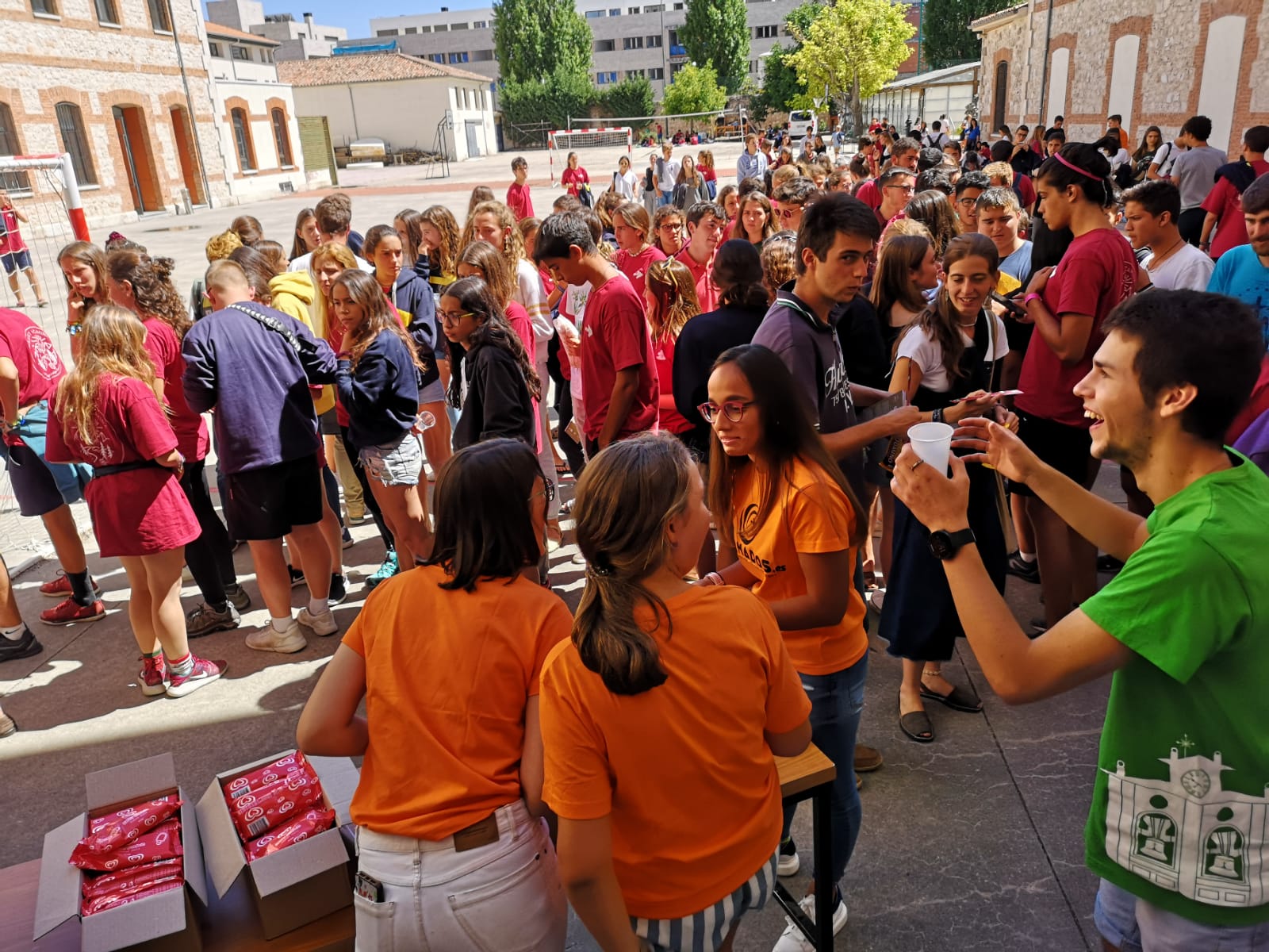 Jóvenes de Terrassa concluyen en Burgos su peregrinación diocesana 2 peregrinacion terrassa_1