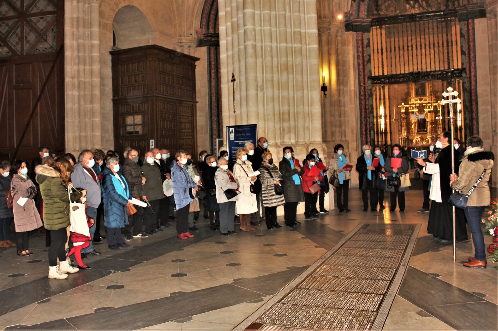 El Año Jubilar continúa atrayendo peregrinos a la Catedral 2 peregrinos catedral burgos