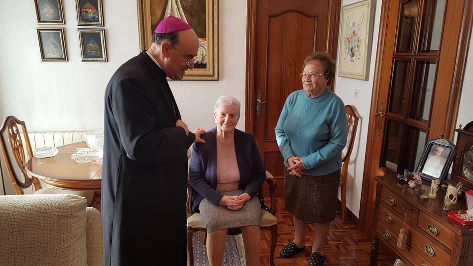 Don Fidel visita la parroquia de San Martín de Porres 4 porres-8.jpg