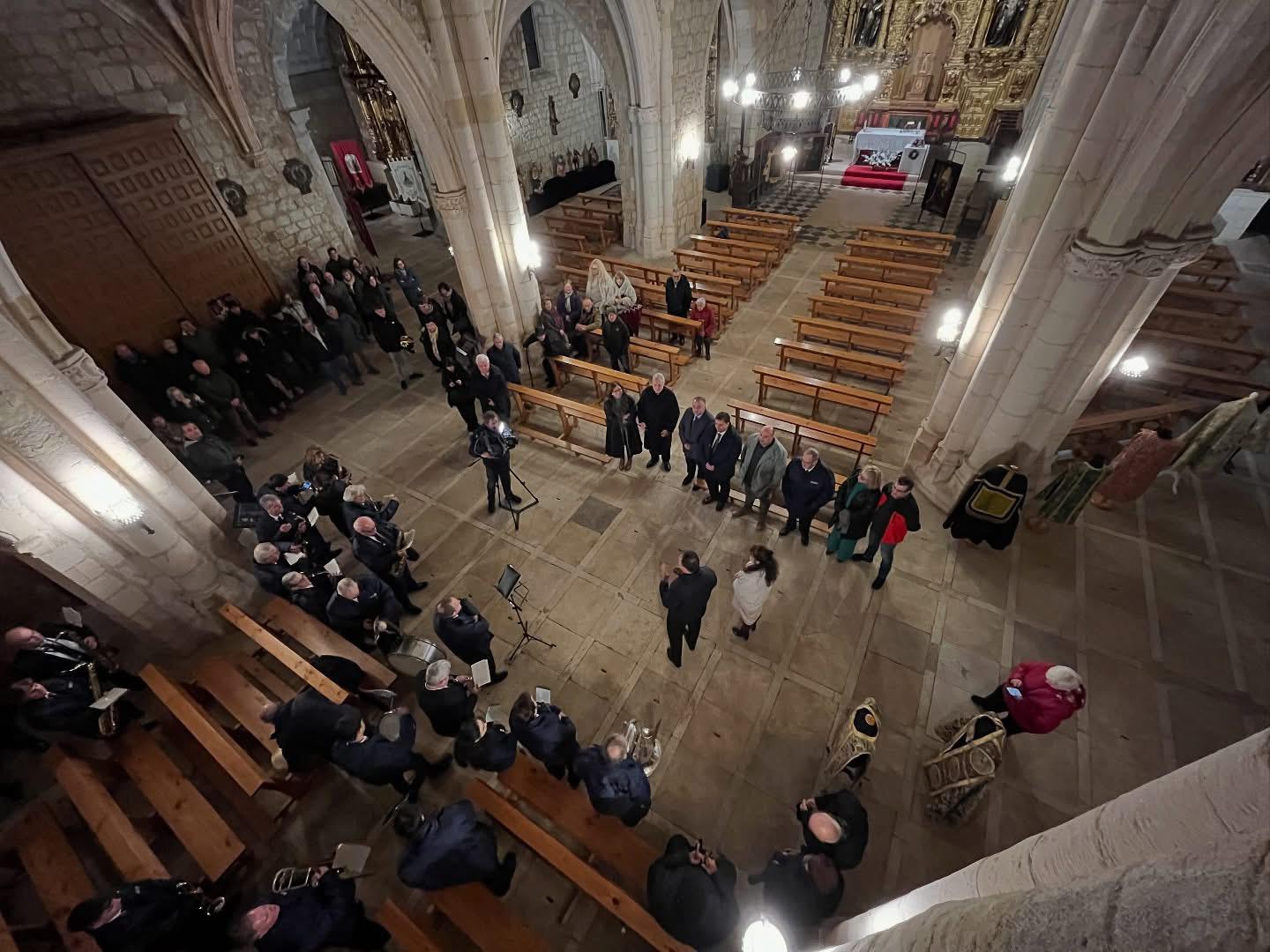 Poza de la Sal celebra los 50 años de la declaración BIC de su iglesia 3 poza-sal-exposicion-50-años-bic_00001