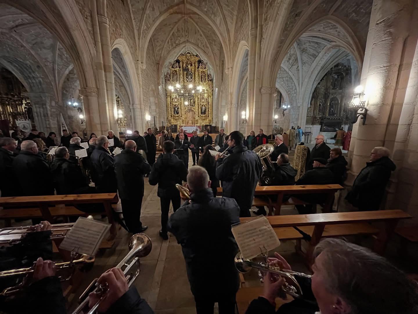 Poza de la Sal celebra los 50 años de la declaración BIC de su iglesia 5 poza-sal-exposicion-50-años-bic_00003