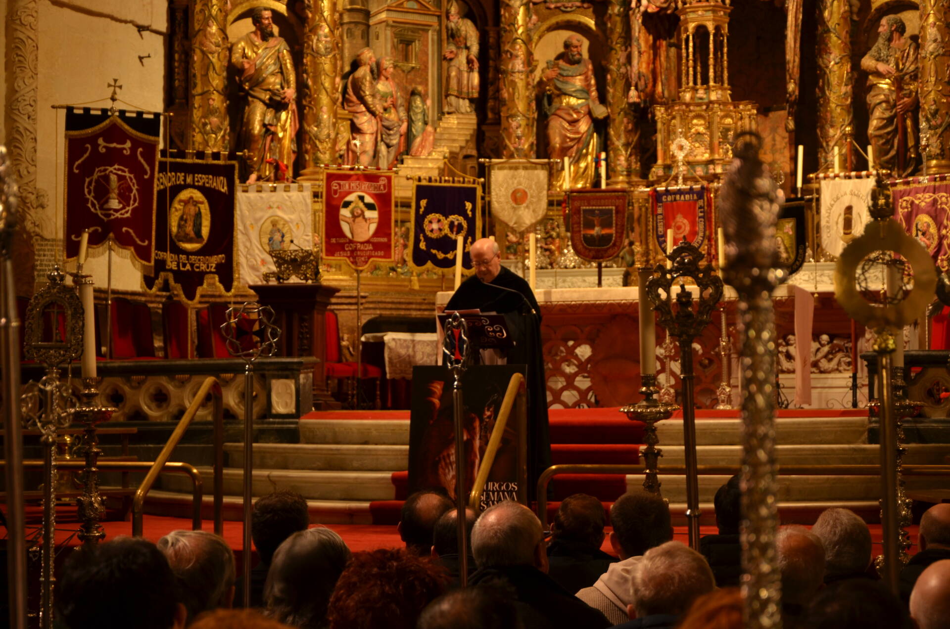 «La esperanza no defrauda»: el mensaje del pregón de Semana Santa 2025 en Burgos 9 pregon-semana-santa-burgos-saturnino-lopez-santidrian_ (10)