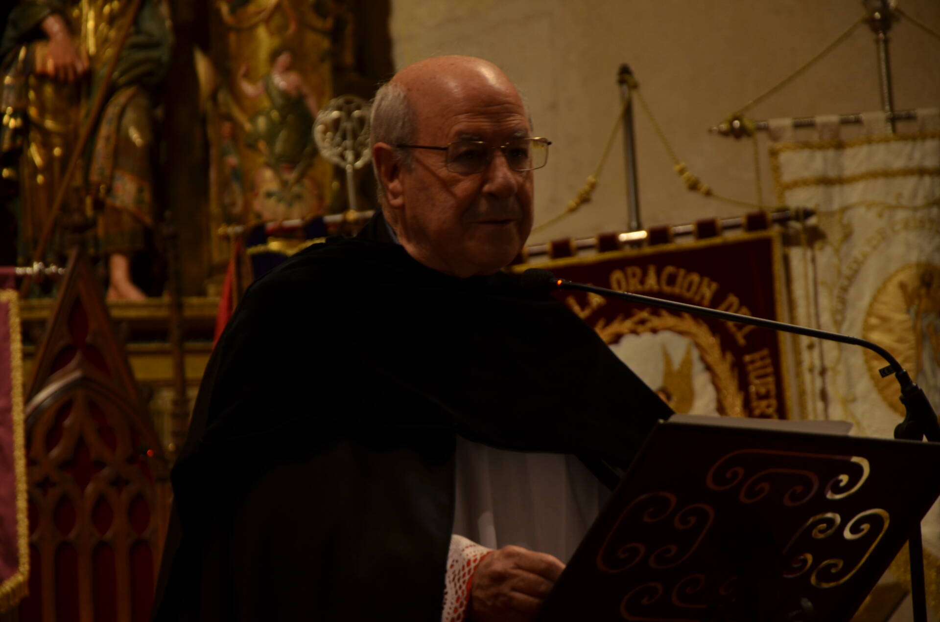 «La esperanza no defrauda»: el mensaje del pregón de Semana Santa 2025 en Burgos 11 pregon-semana-santa-burgos-saturnino-lopez-santidrian_ (9)